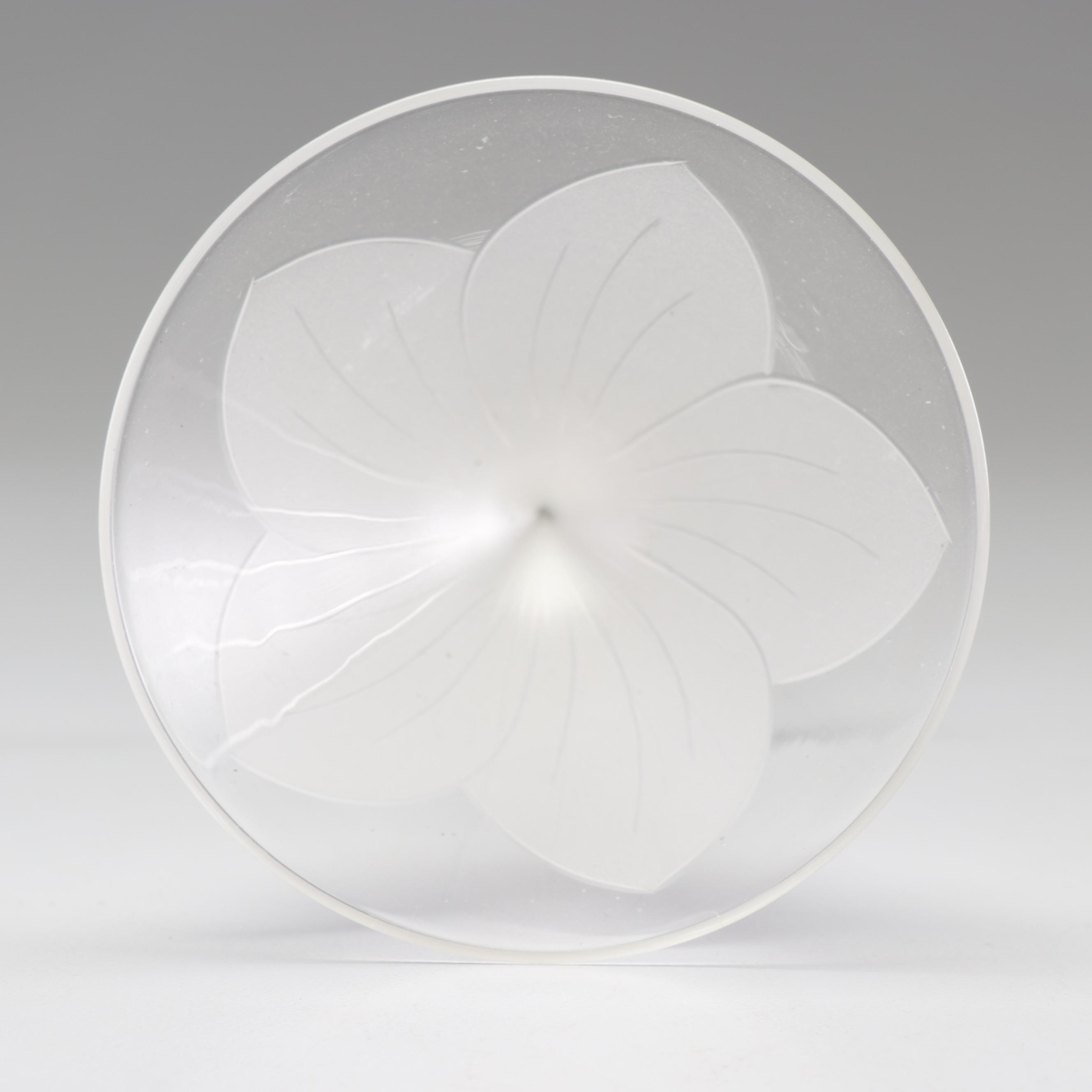 Frosted Floral Stem Mini Martini Glasses