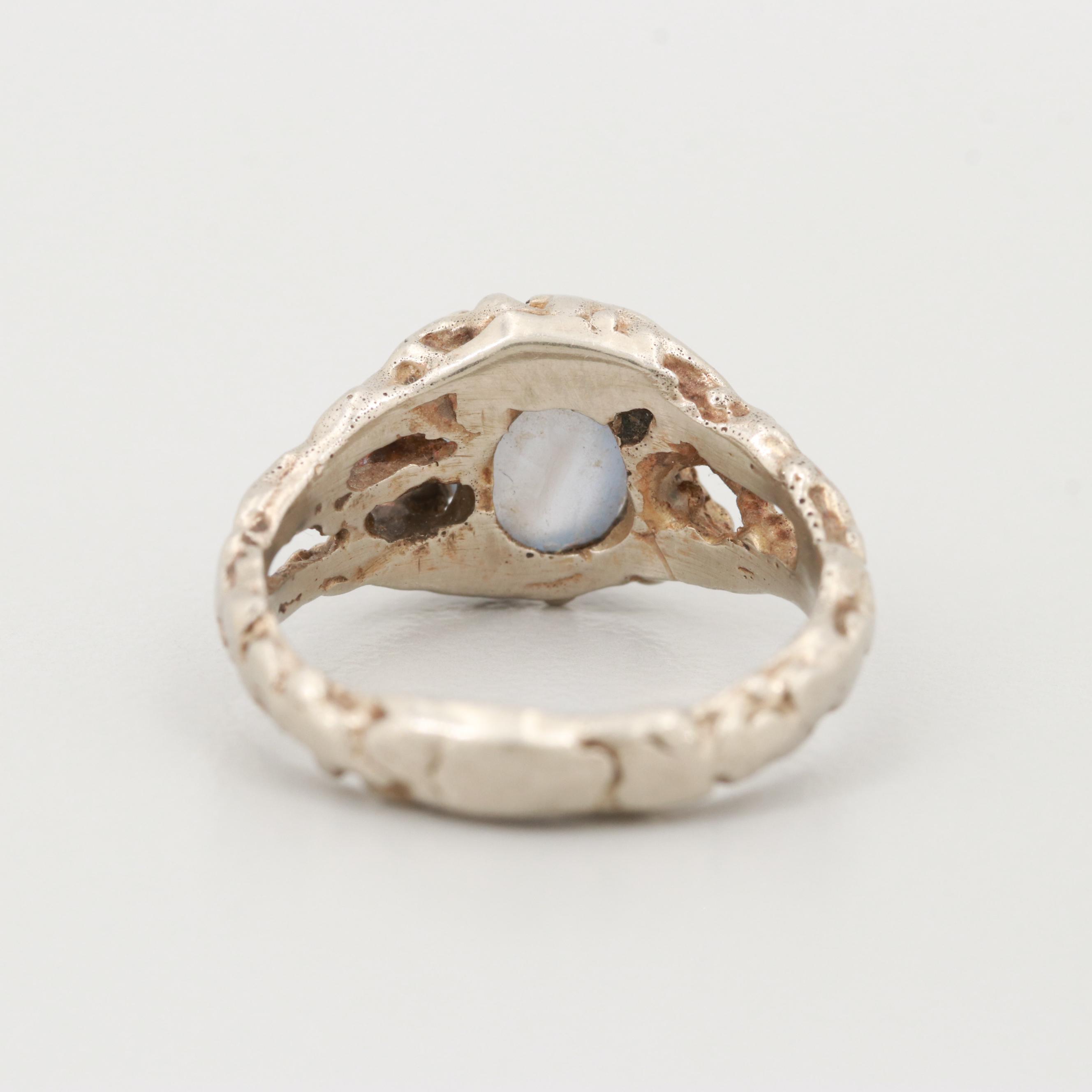 14K White Gold Star Sapphire Ring