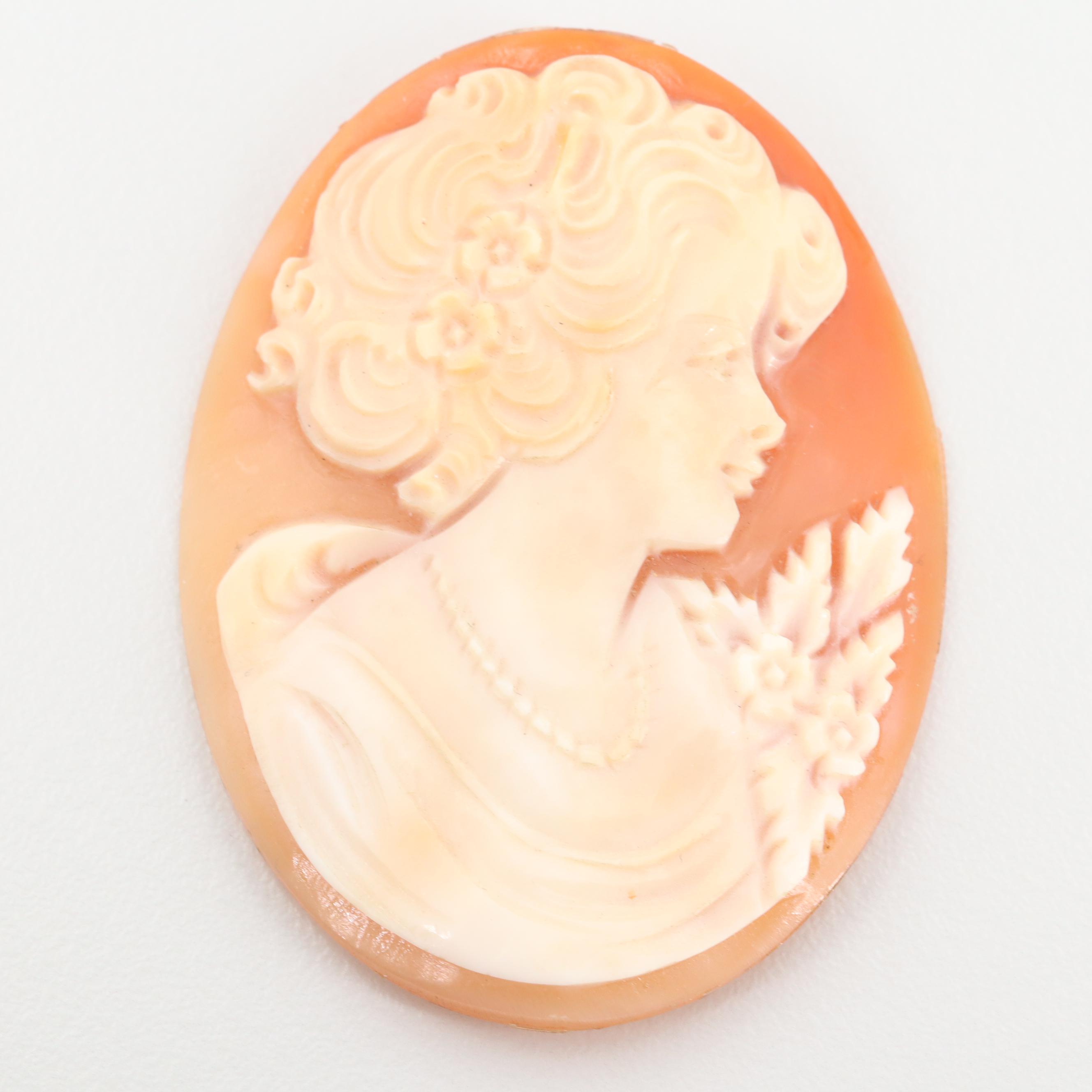 Loose Helmet Shell Oval Cameo