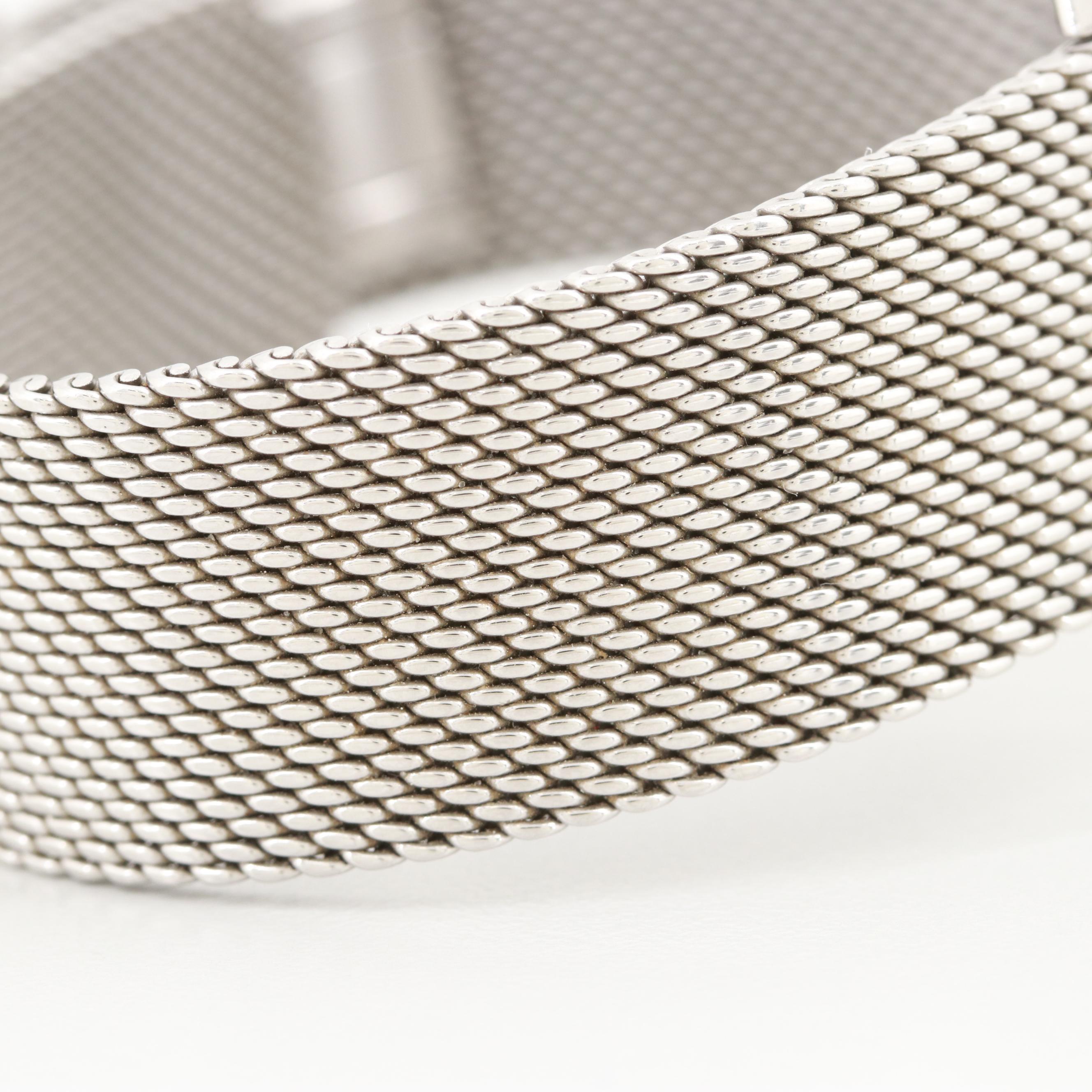 Gucci G - Timeless Diamond Dial Stainless Steel Quartz Watch