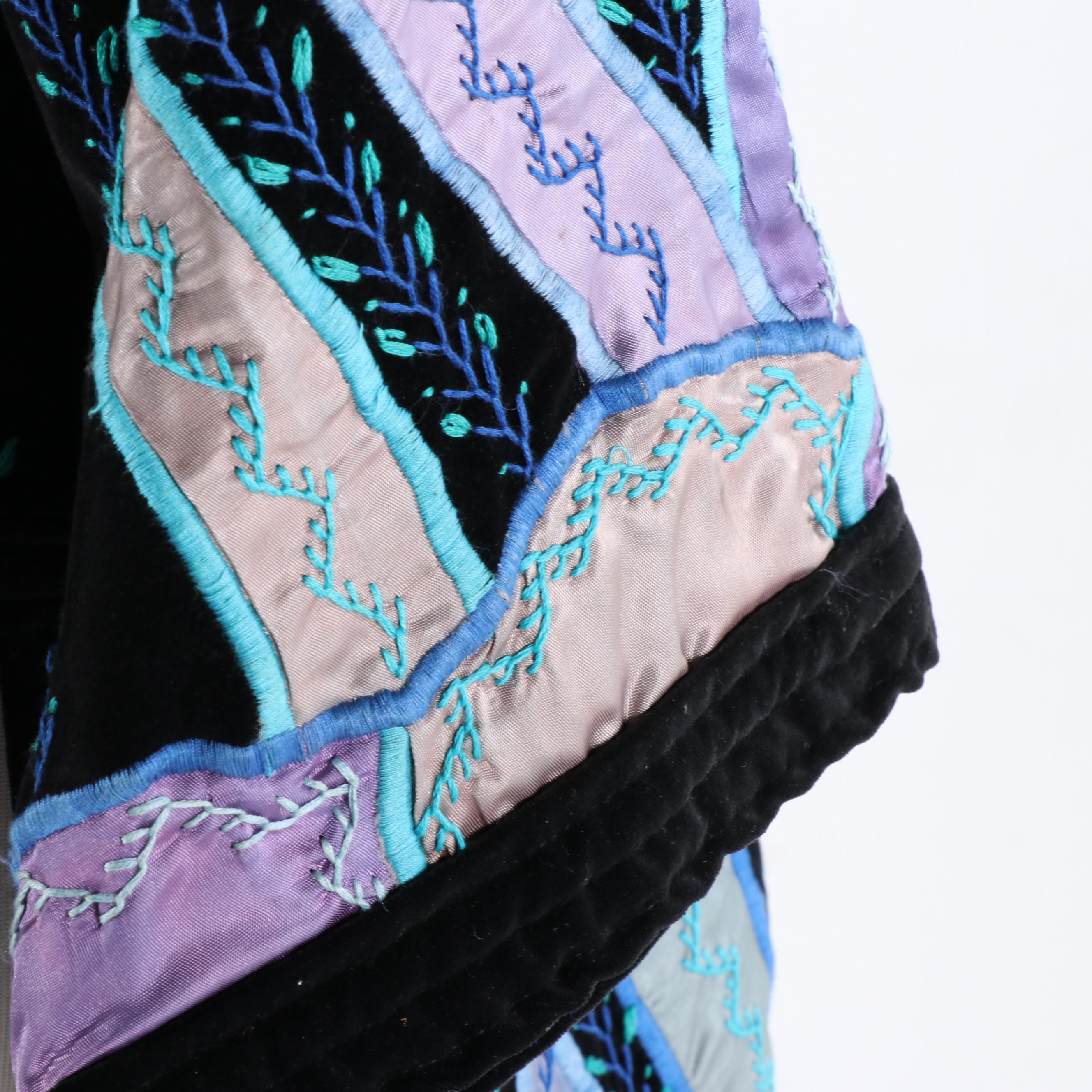 La Coleccion Judith Roberts Embroidered Coat