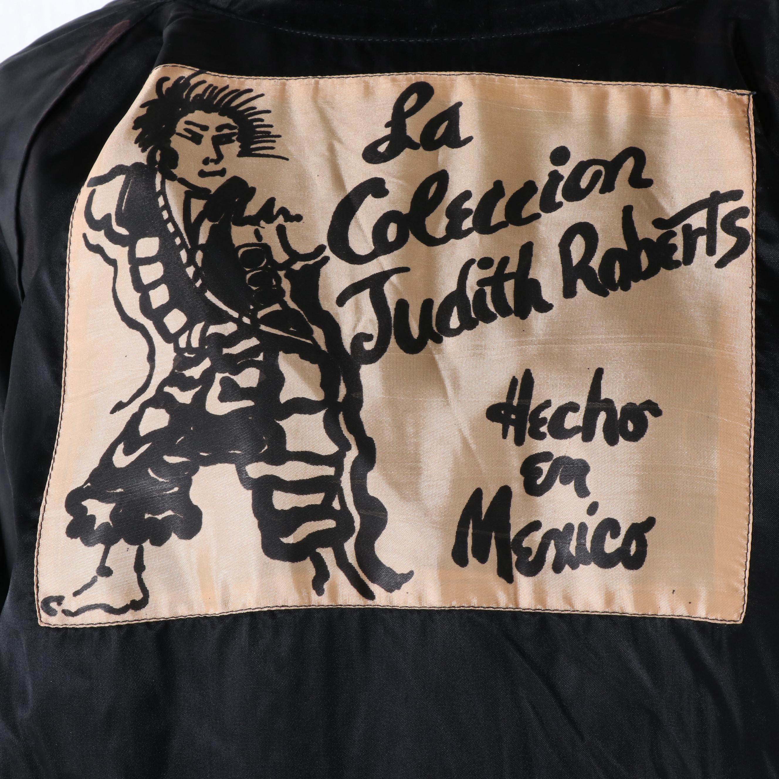 La Coleccion Judith Roberts Embroidered Coat