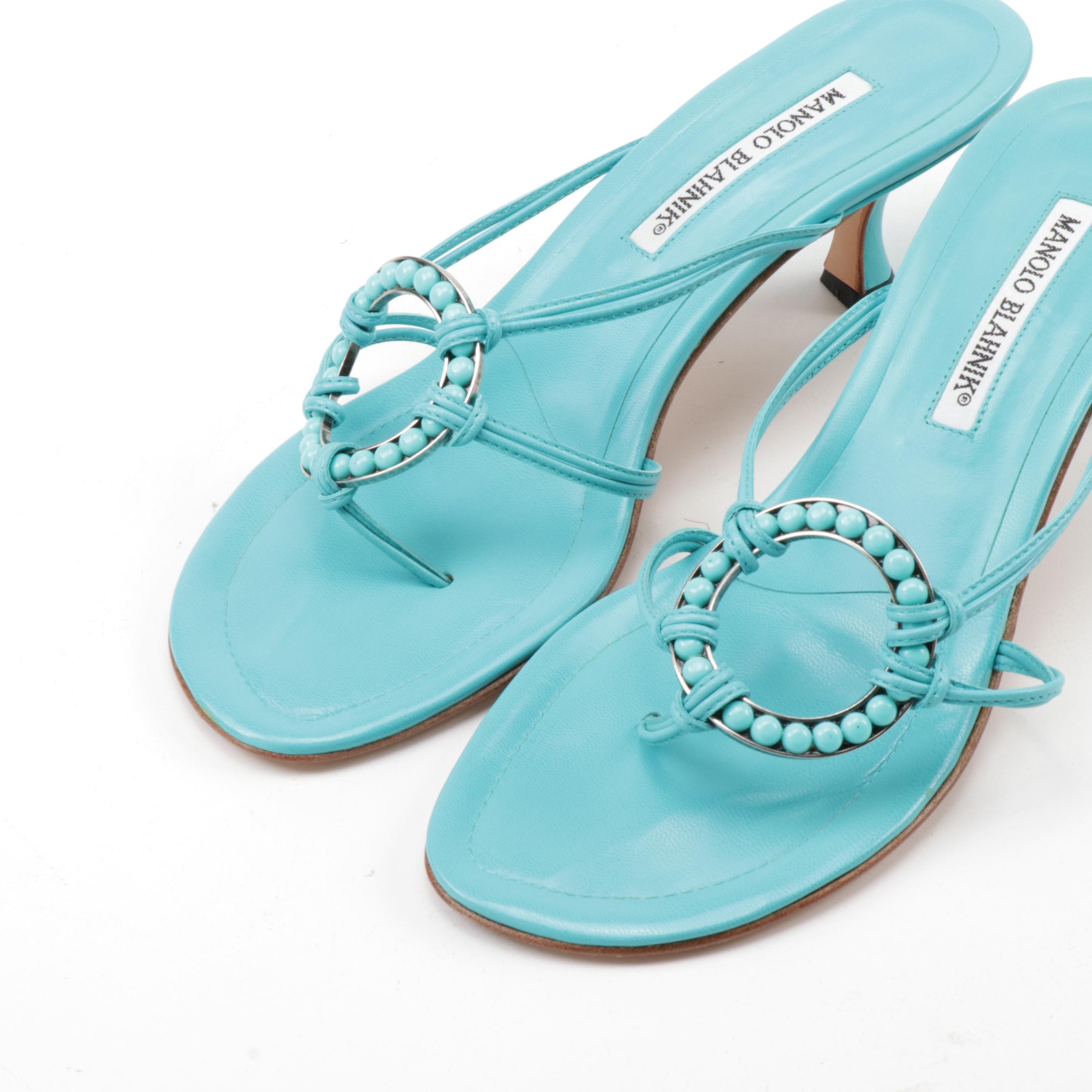 Manolo Blahnik Blue Leather Ring Kitten Heel Sandals