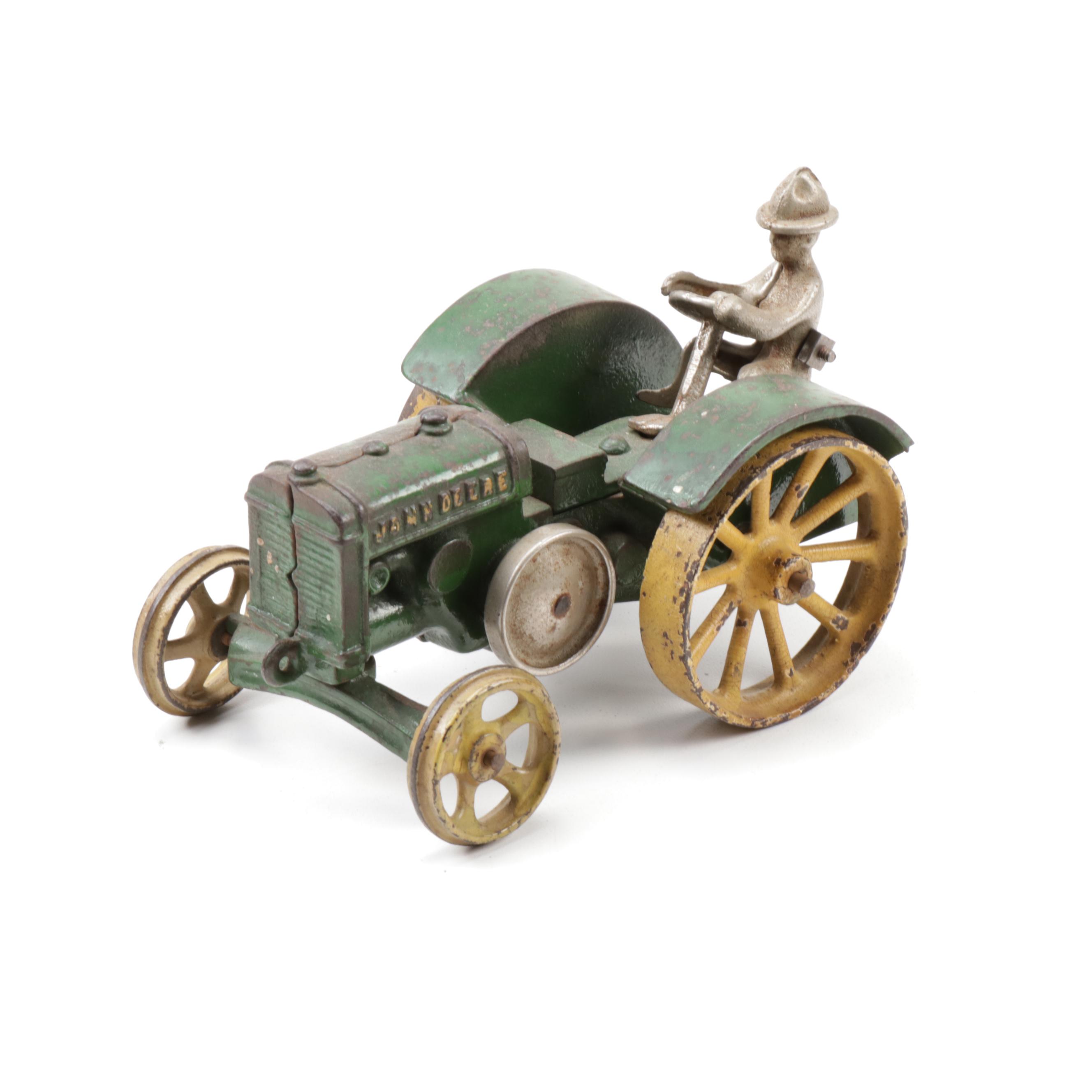 Vindex Toys John Deere Model D Cast Iron Tractor