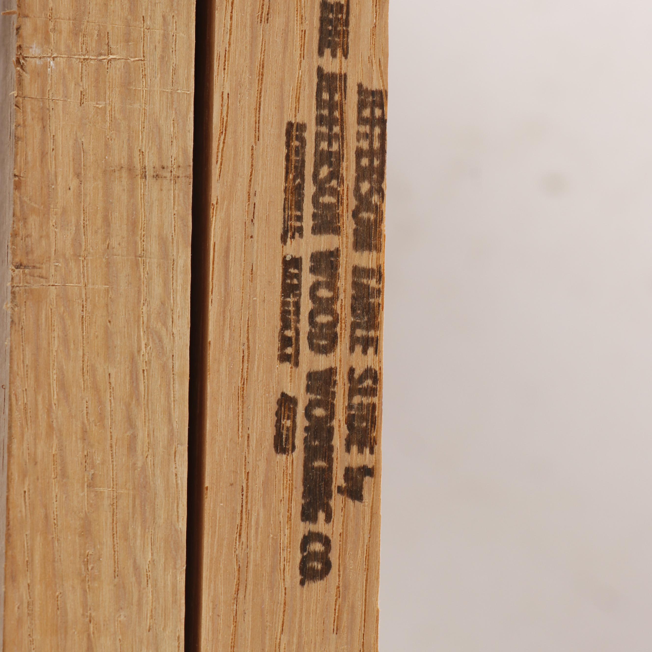 Georgia-Pacific Williams Queen Anne Style Limed Oak Dining Table & Chairs