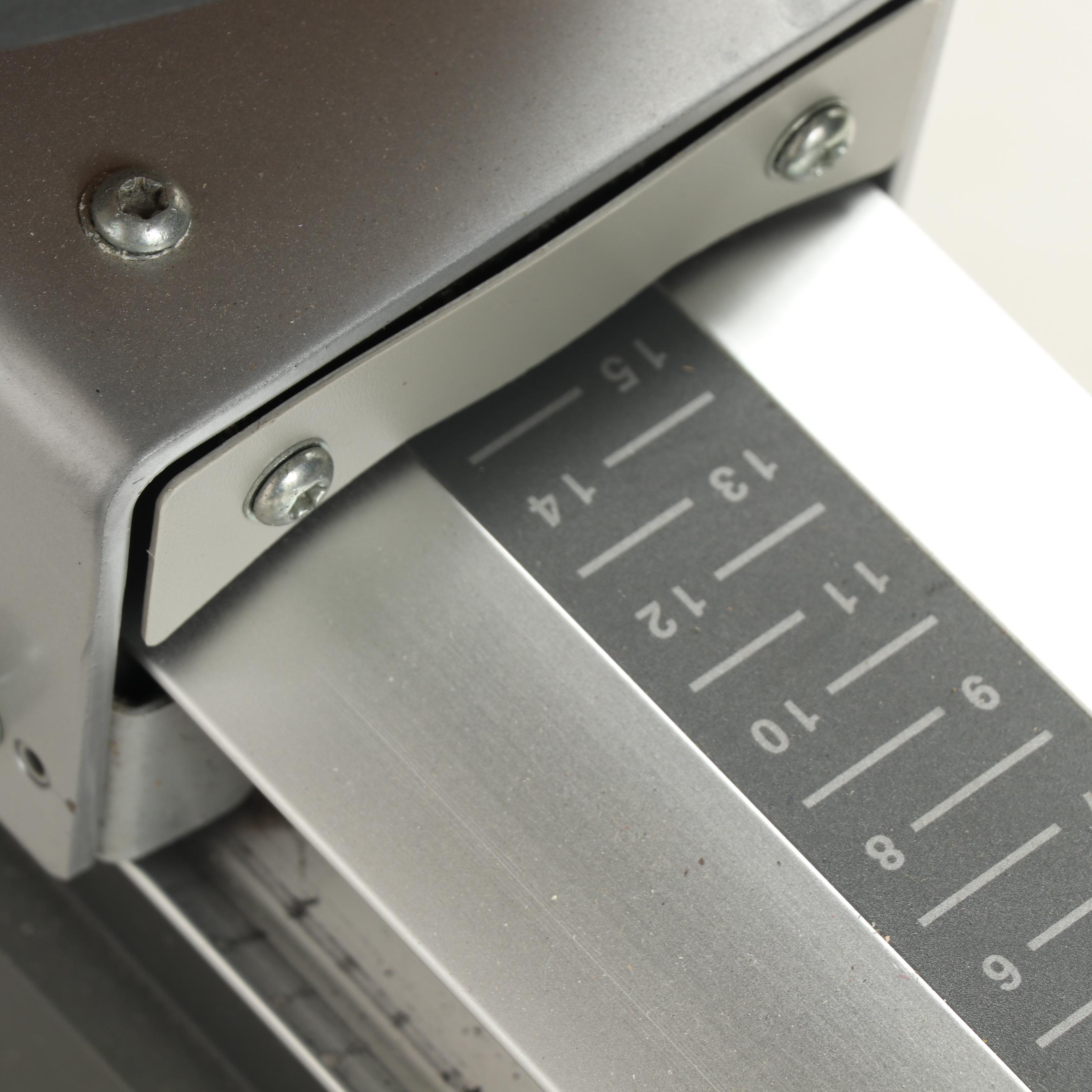 Life Fitness 95Ri Recumbent Exercise Bike, Contemporary