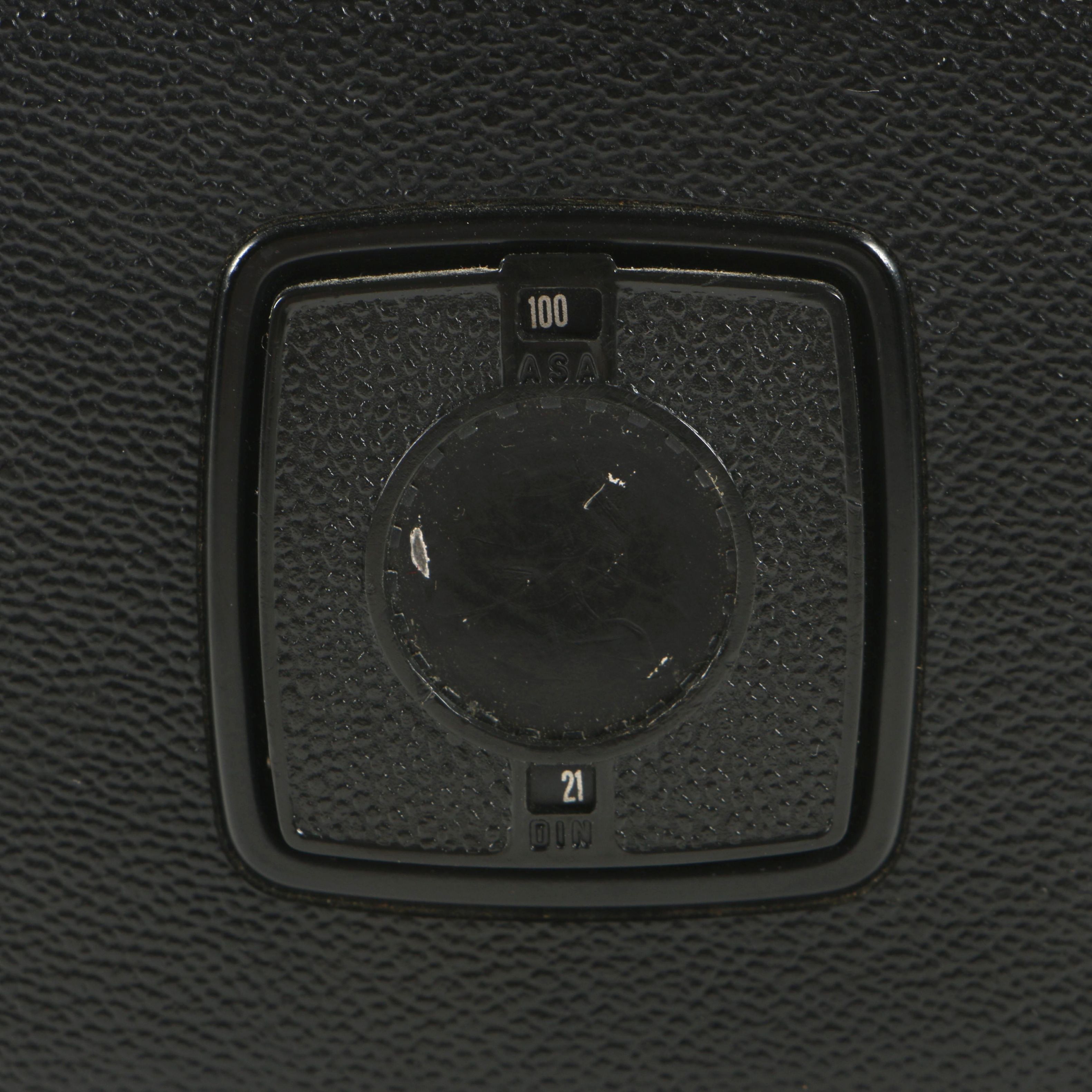 Hasselblad 500C/M Camera with Zeiss Planar 80mm f/2.8 CF Lens, Circa 1982–1991