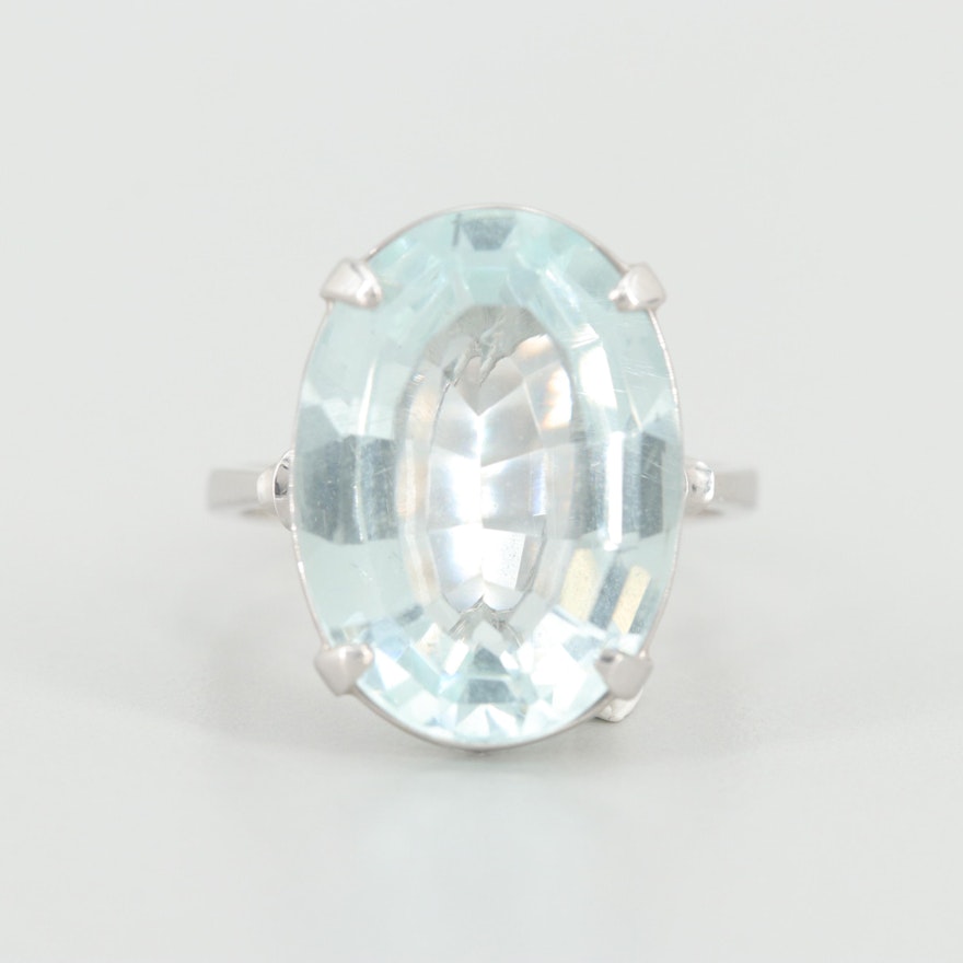 18K White Gold 8.11 CT Aquamarine Ring