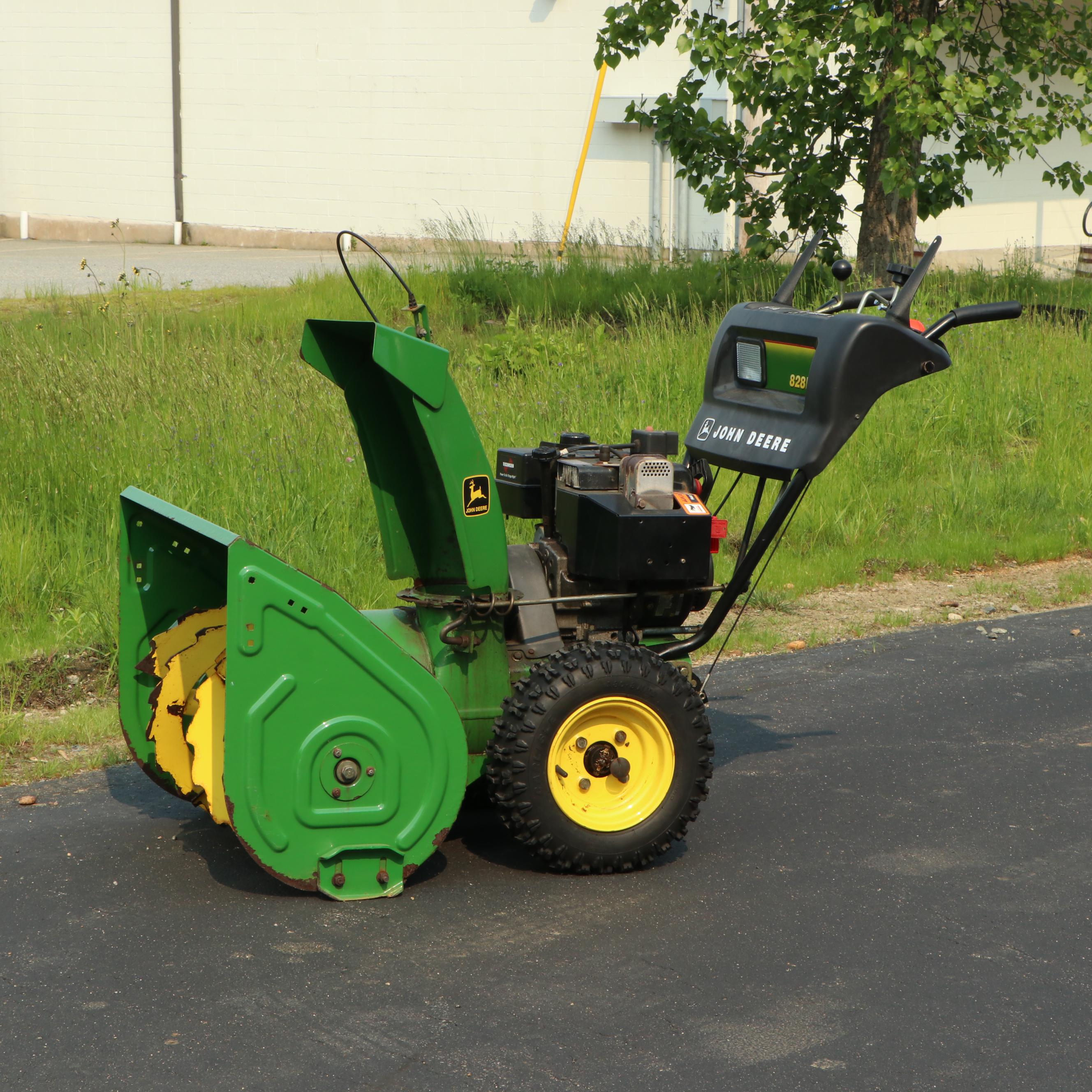 John Deere 828D Self-Propelled Walk-Behind Snow Blower