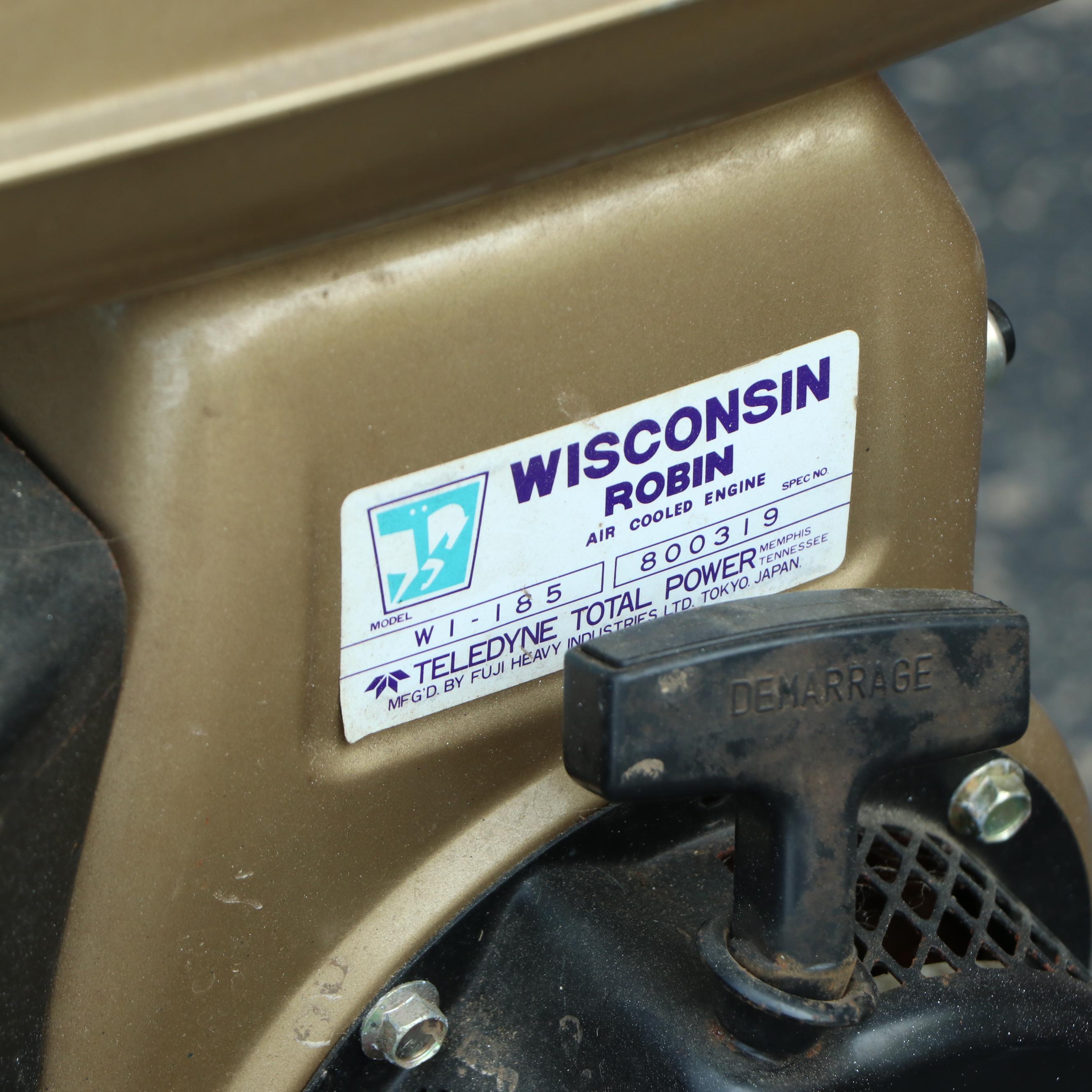 John Deere 318 Lawn Tractor