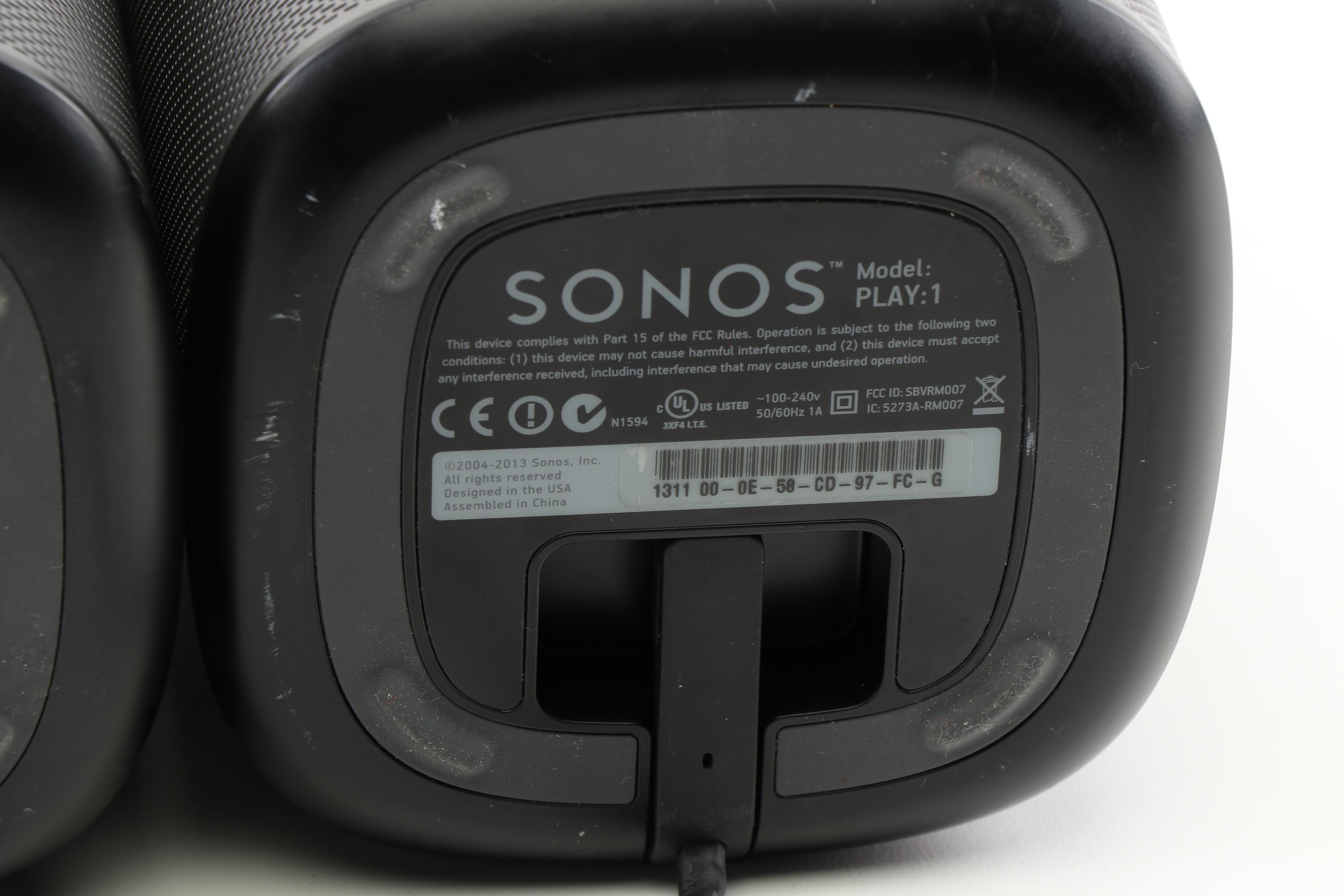 Sonos Zoneplayer S5 Wireless Music System and Three Pack Play1 Wireless