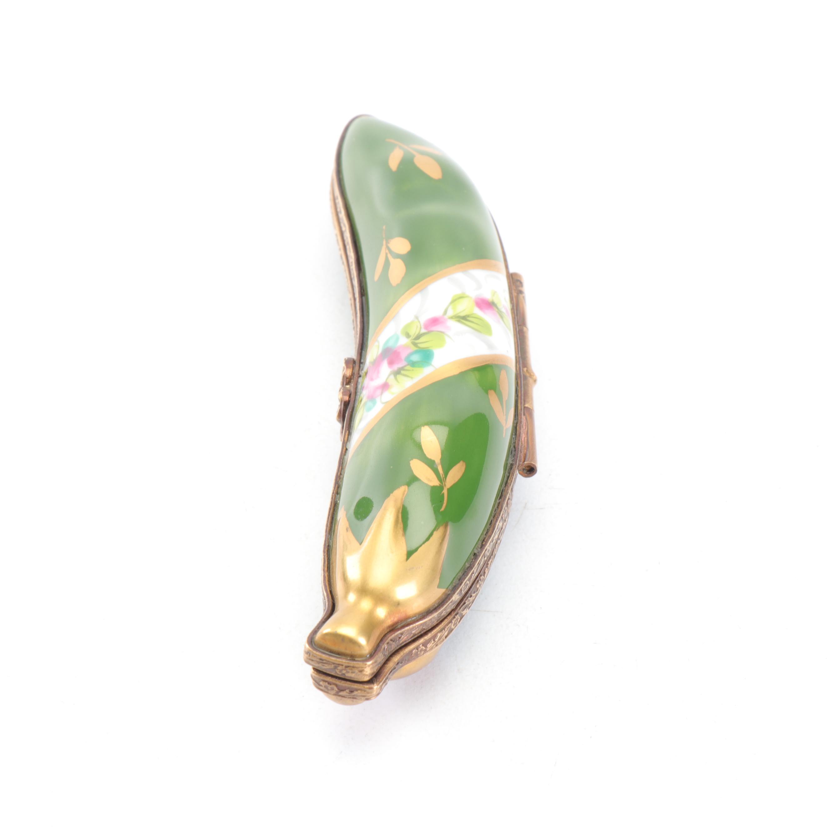 La Gloriette Limoges Porcelain Pea Pod with Golden Peas Trinket Box