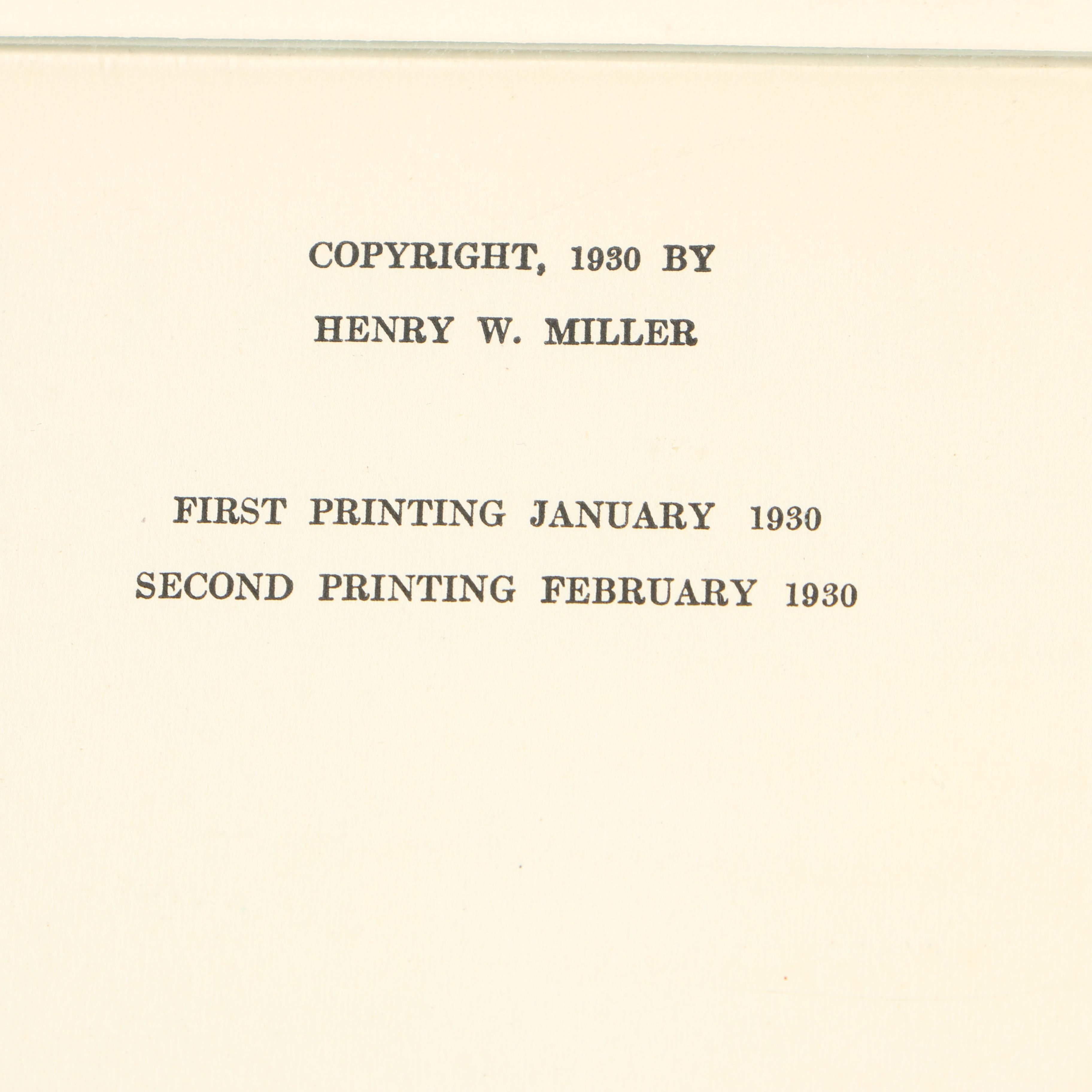 Military Books including 1982 "A History of Strategic Bombing" by Lee Kennett