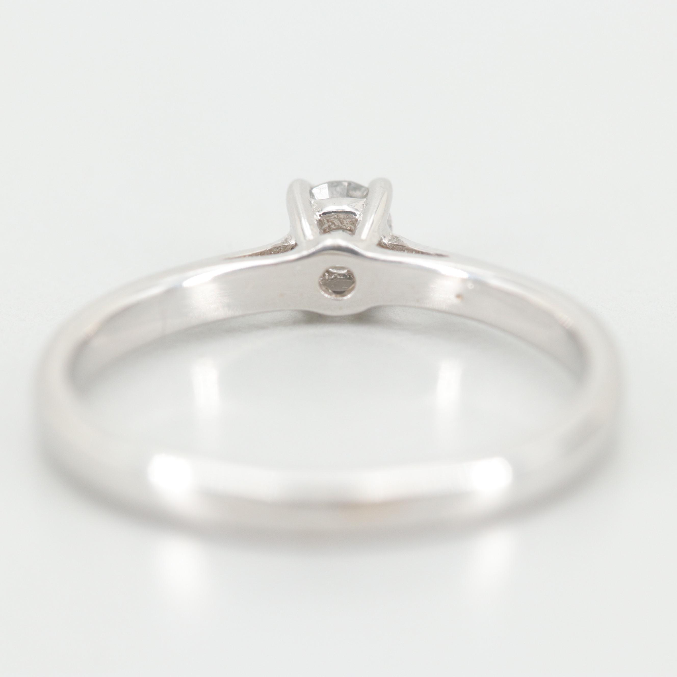 14K White Gold Diamond Ring