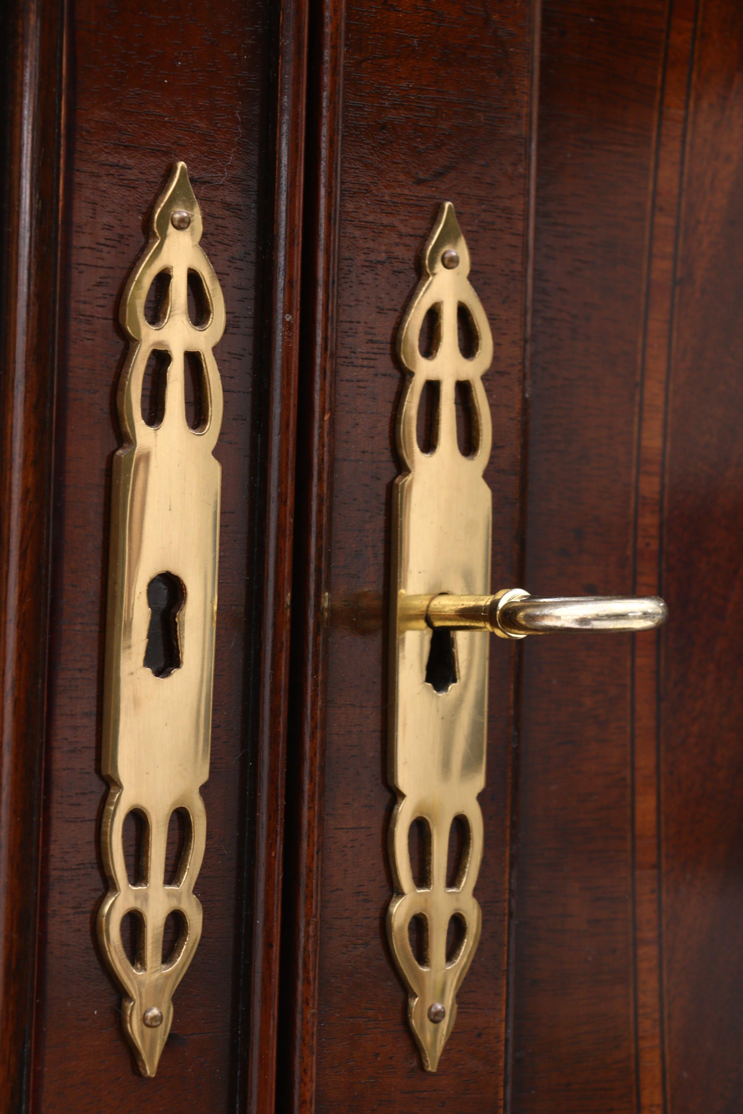 Drexel-Heritage "Heirloom" Mahogany Secretary Desk