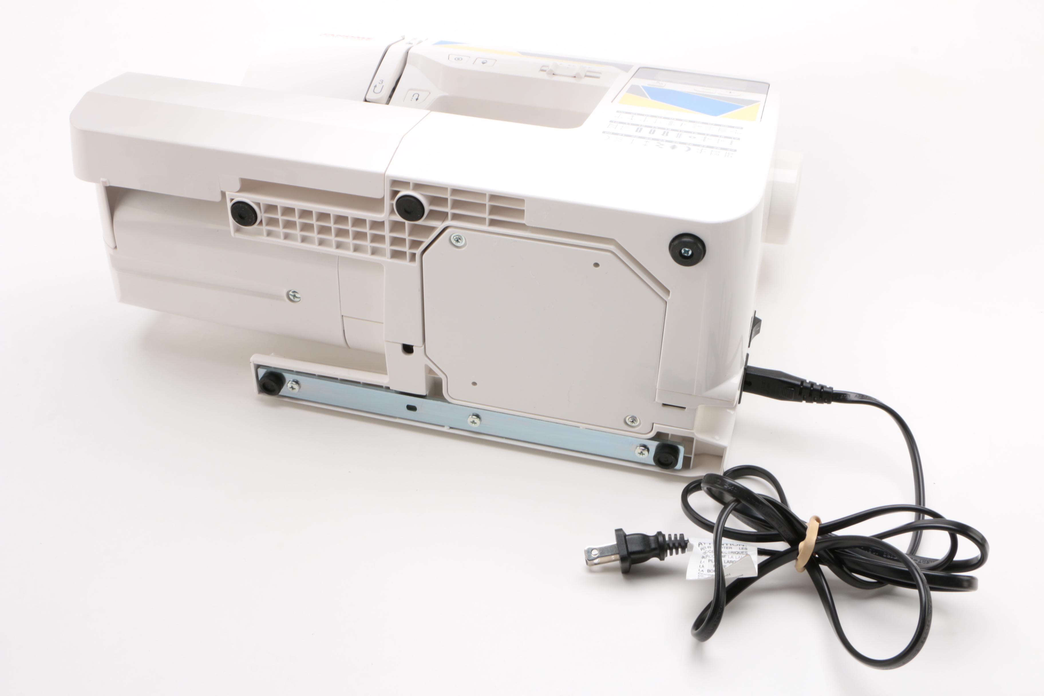 Janome New Home Model 811 Sewing Machine