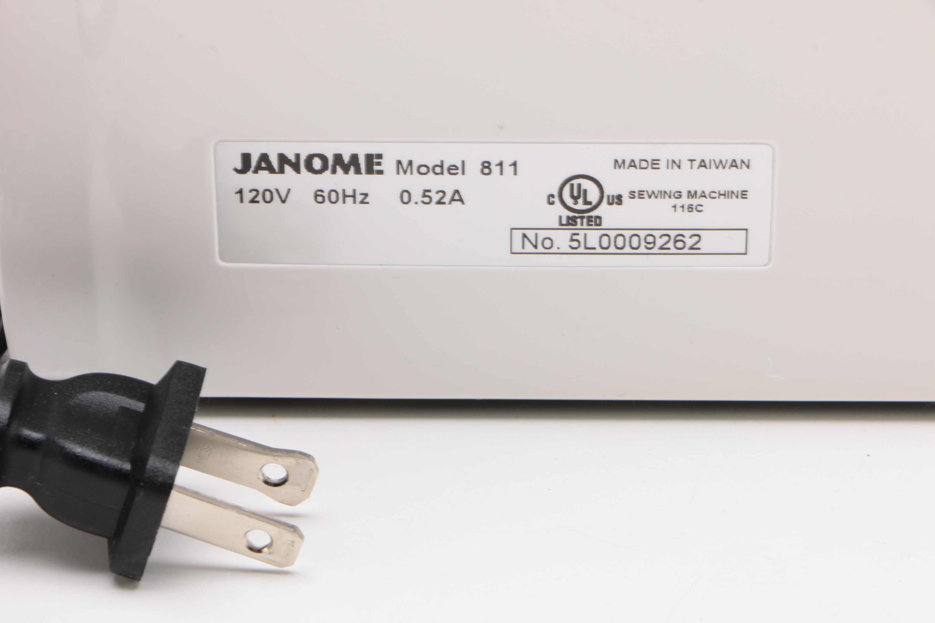 Janome New Home Model 811 Sewing Machine