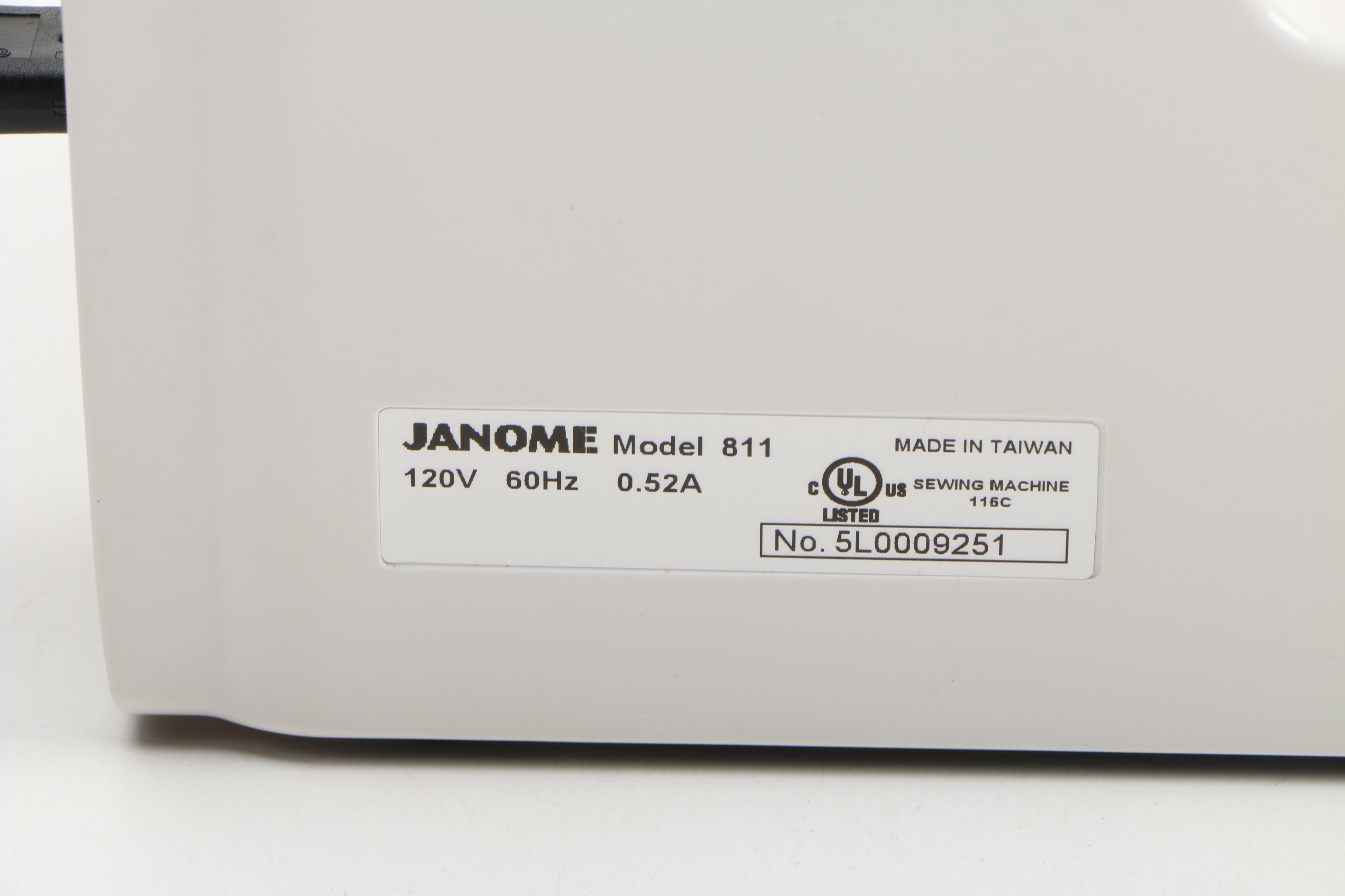 Janome New Home Model 811 Computerzied Sewing Machine