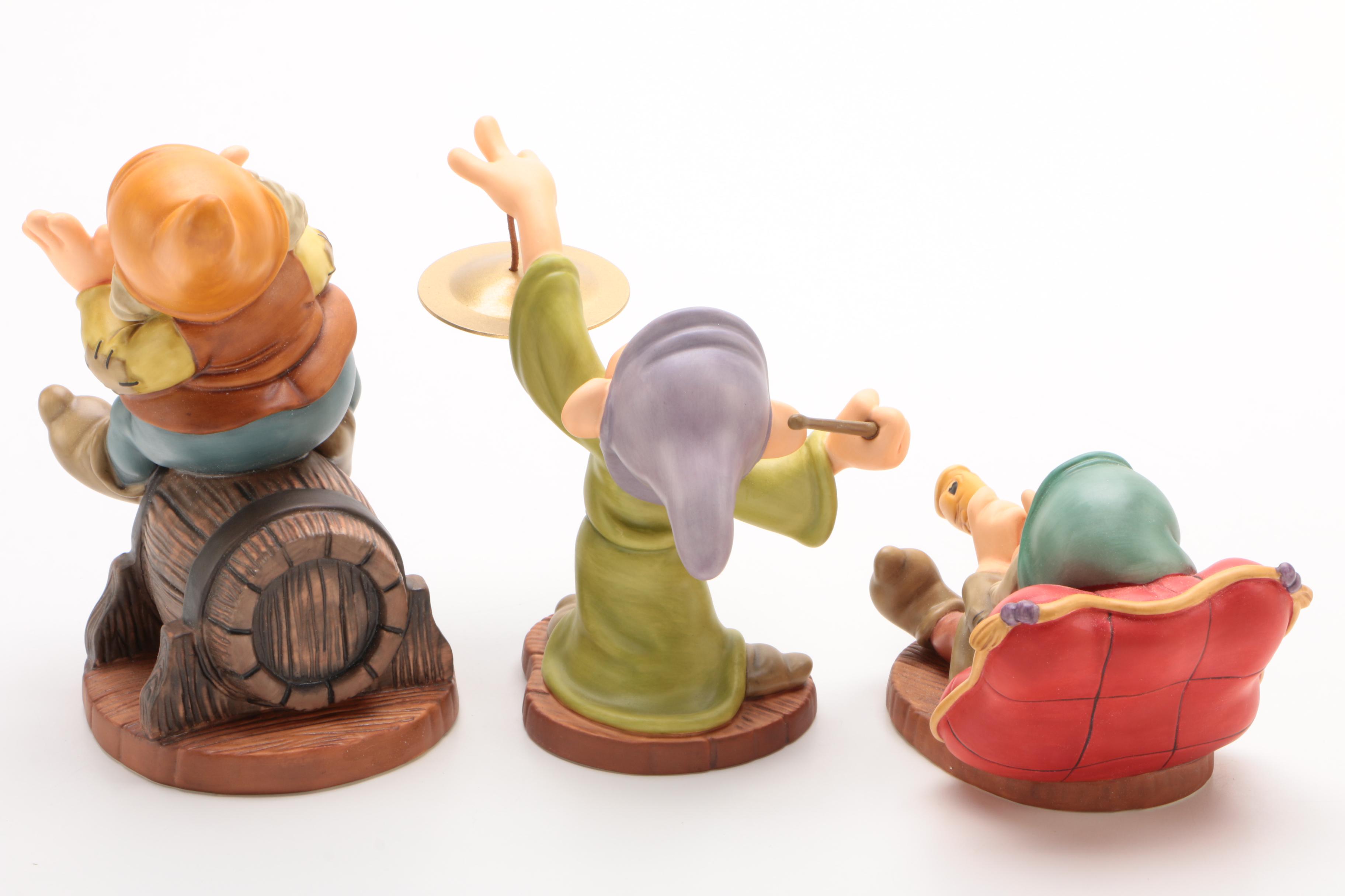Walt Disney Classics Collection "Snow White and the Seven Dwarfs" Figurines