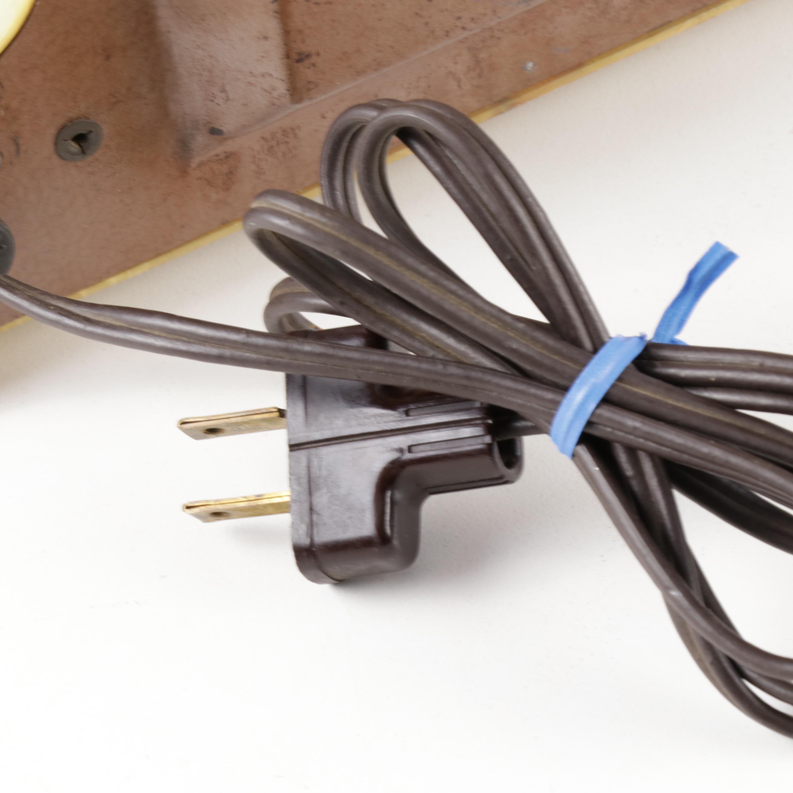 MasterCrafters "Swingtime" 1950's Illuminated Swing Mantel Clock