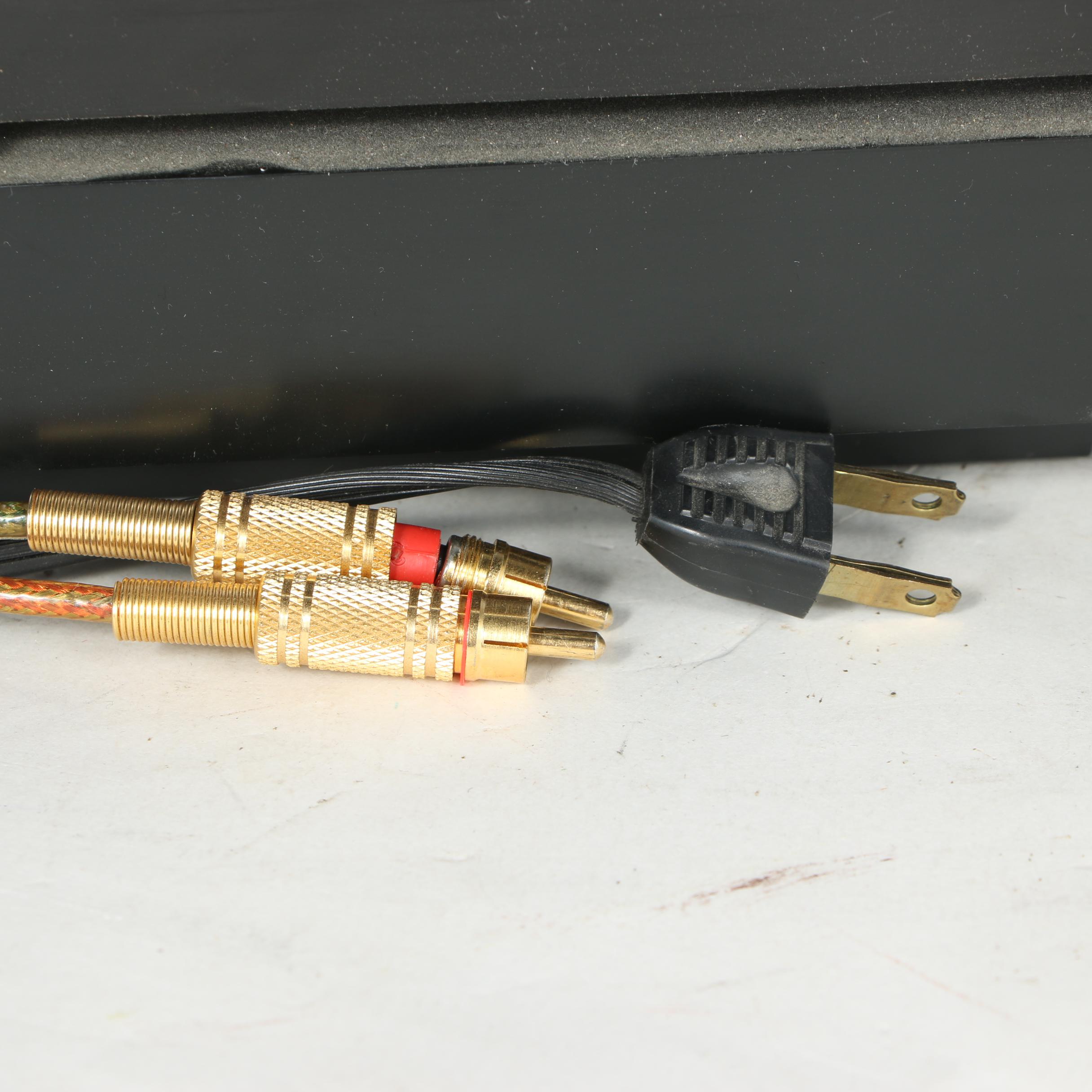 Vintage United Audio Dual 1228 Classic Turntable