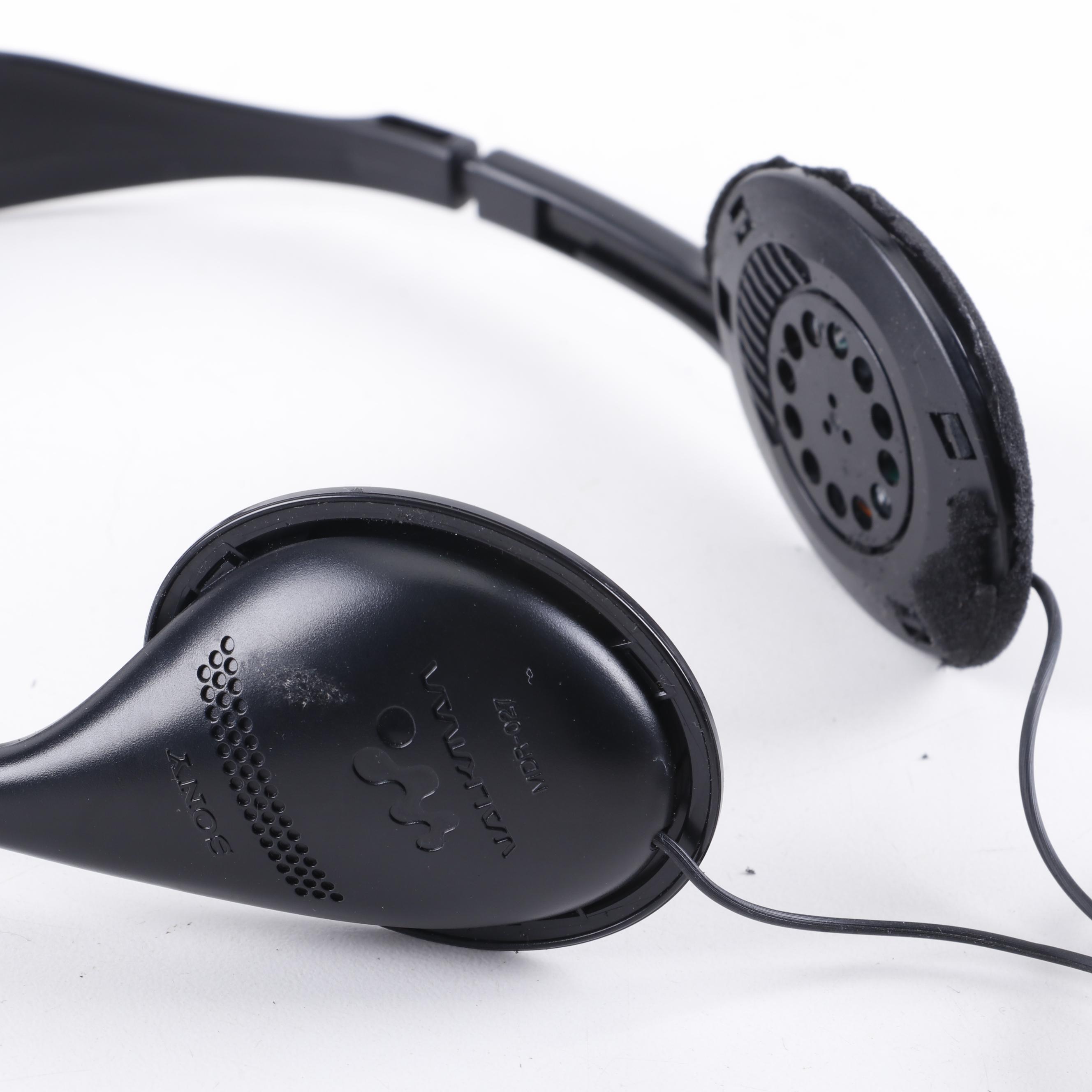 SONY Atrac3plus Portable Compact Disc Player with Soft Travel Case