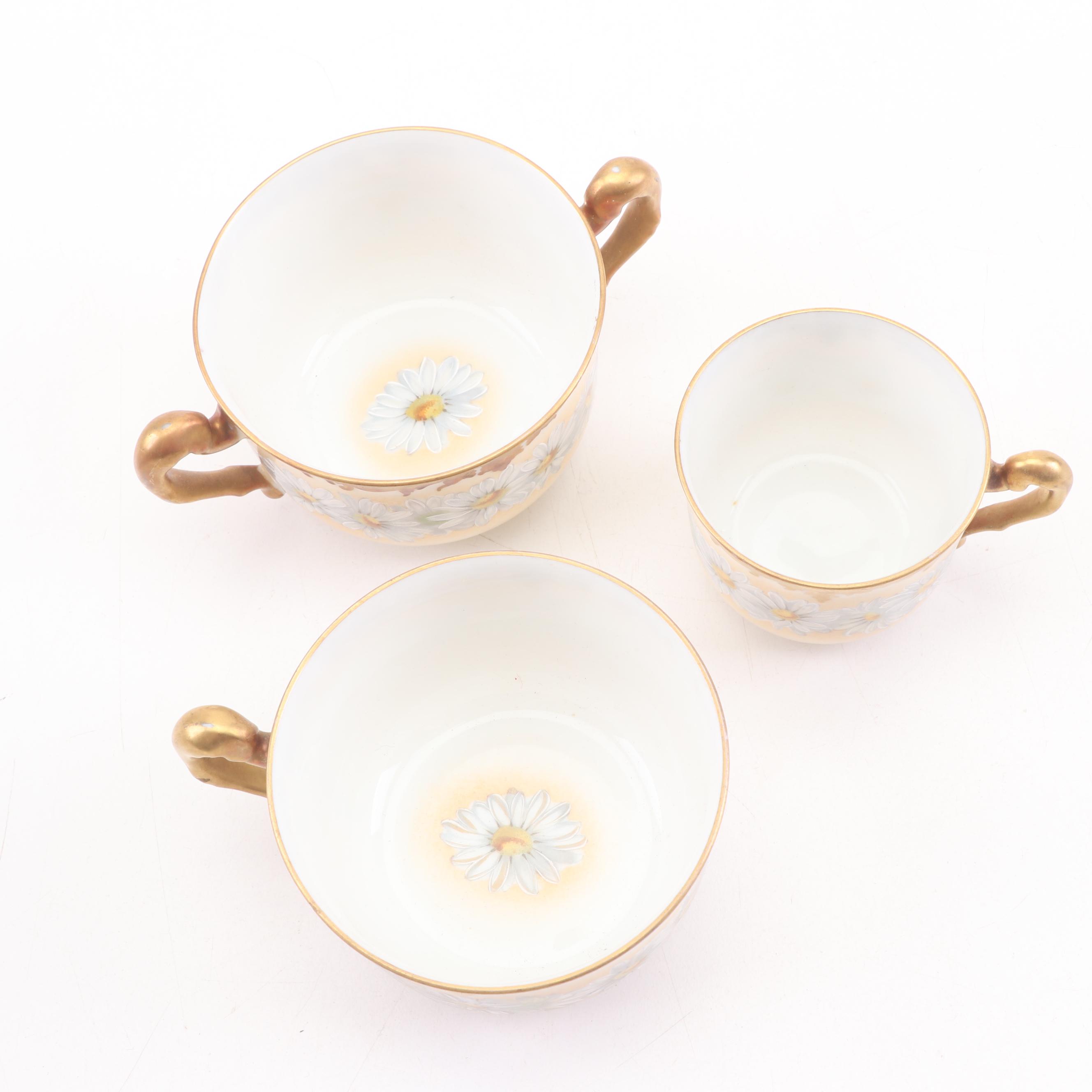 Tressemann & Vogt Limoges "Daisy" Porcelain Dinner Service