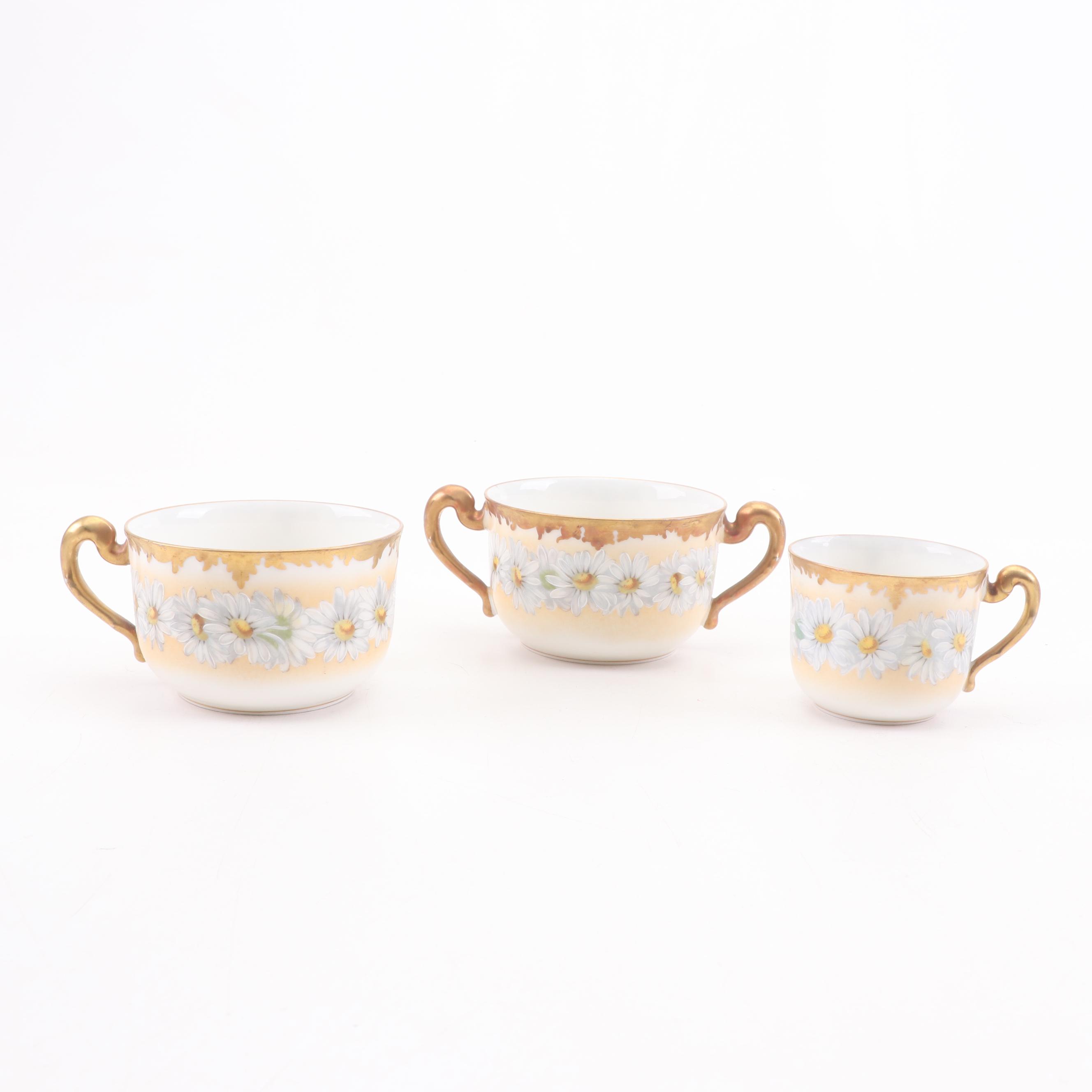 Tressemann & Vogt Limoges "Daisy" Porcelain Dinner Service