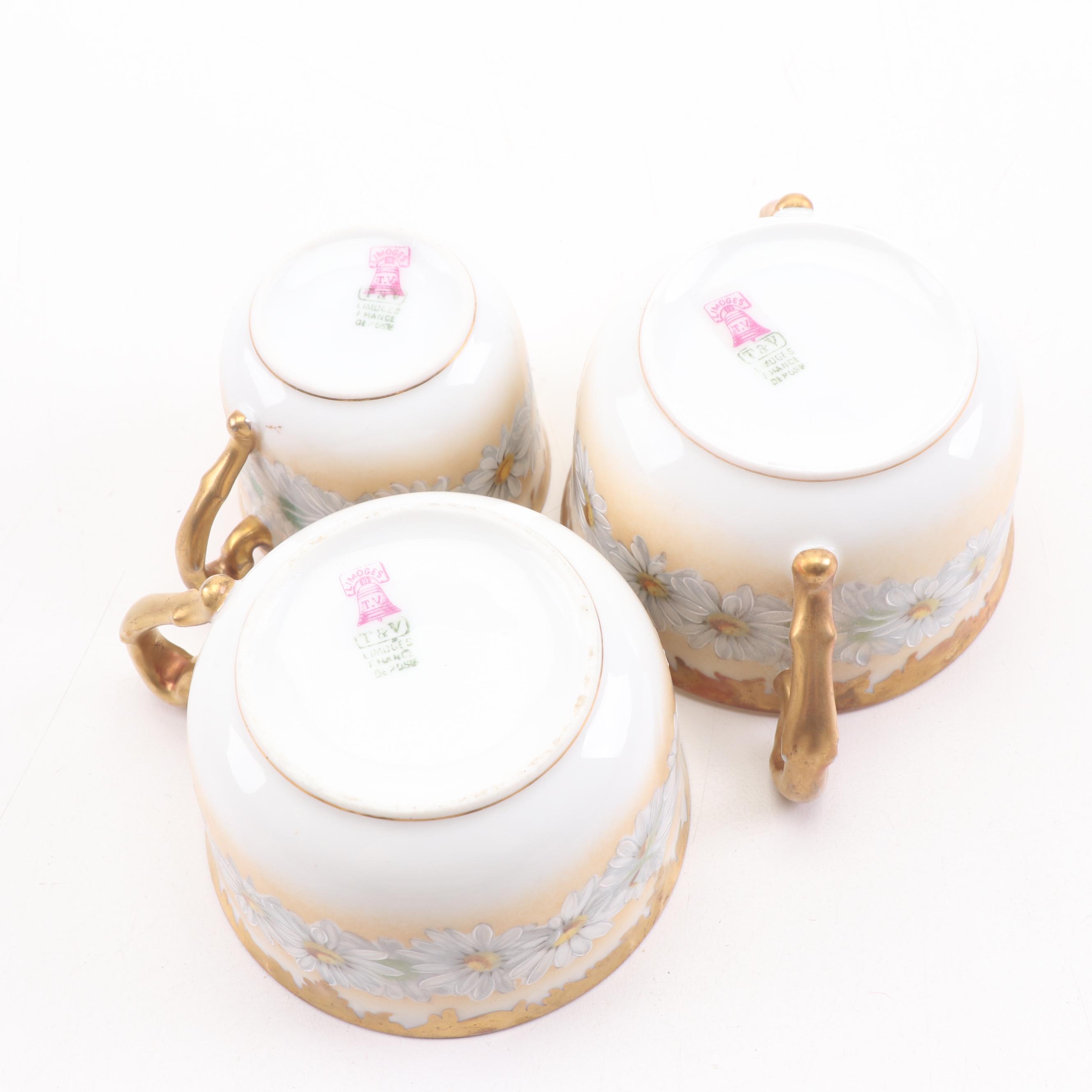 Tressemann & Vogt Limoges "Daisy" Porcelain Dinner Service