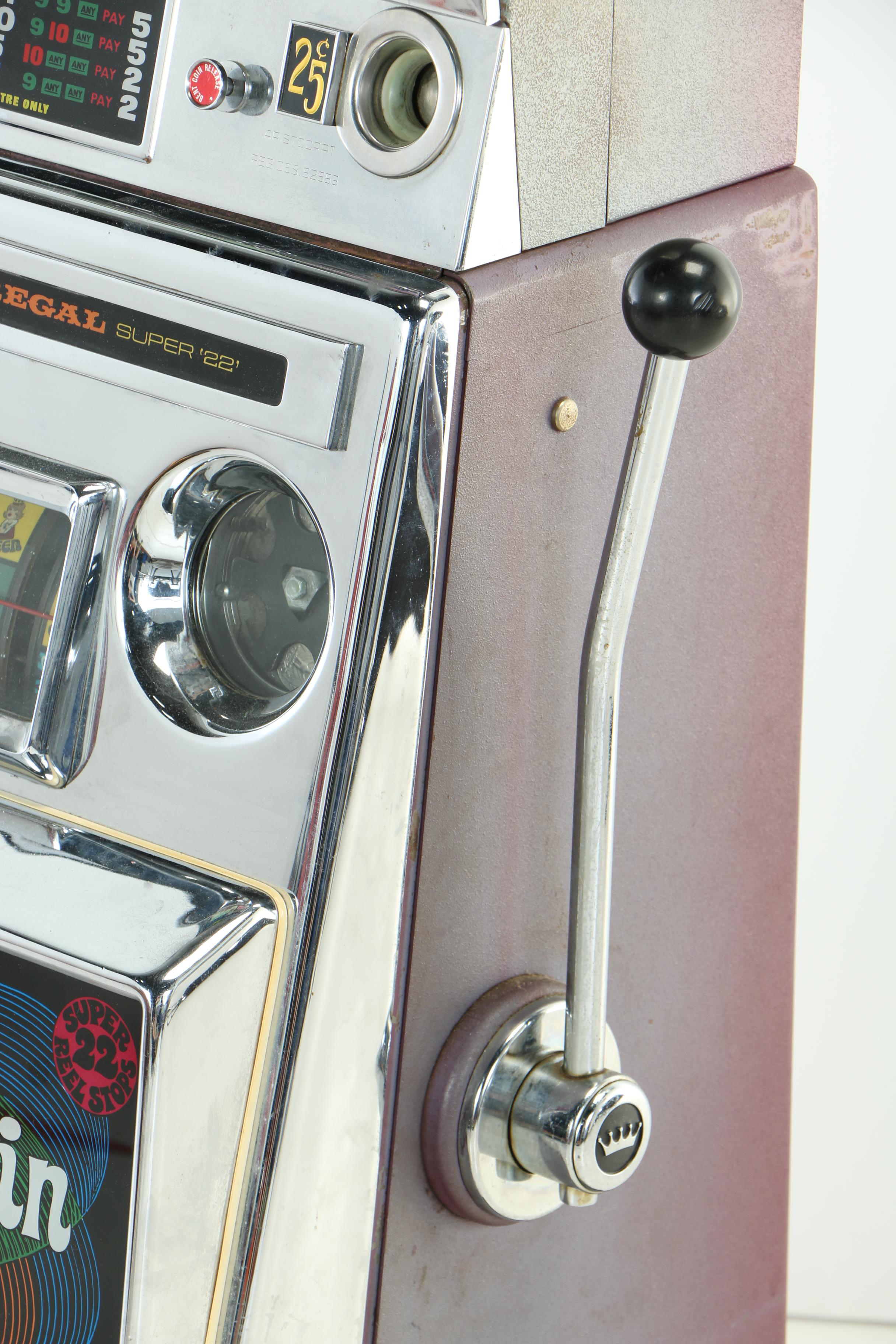 Aristocrat Regal "Scatterbrain" Super 22 Slot Machine