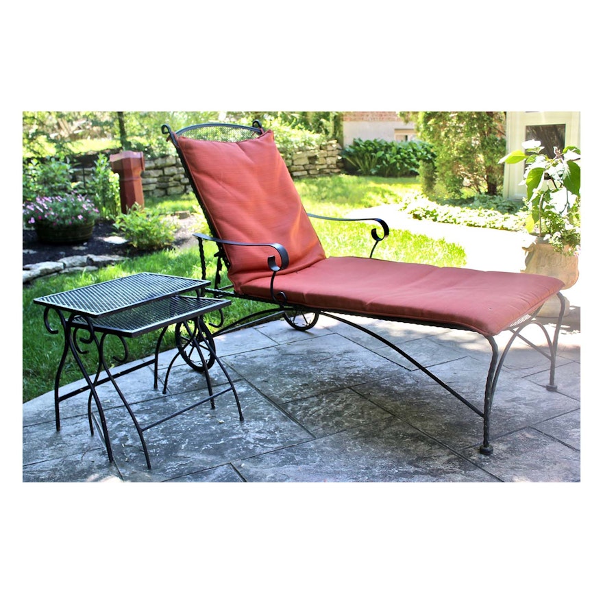 Outdoor Patio Iron Chaise Lounge and Nesting Tables