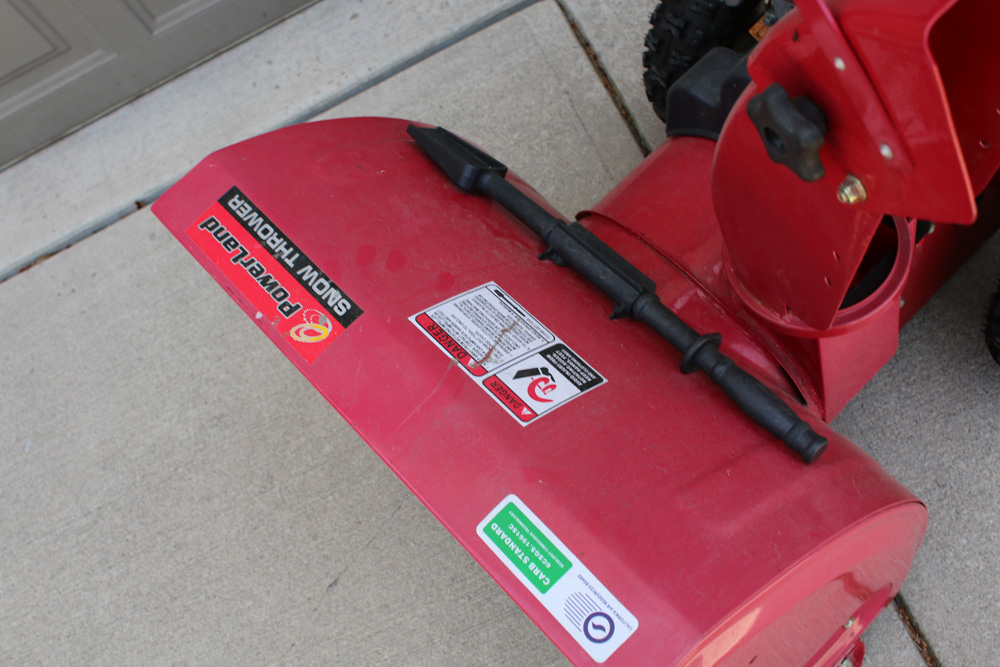 PowerLand PDST24 Snow Thrower