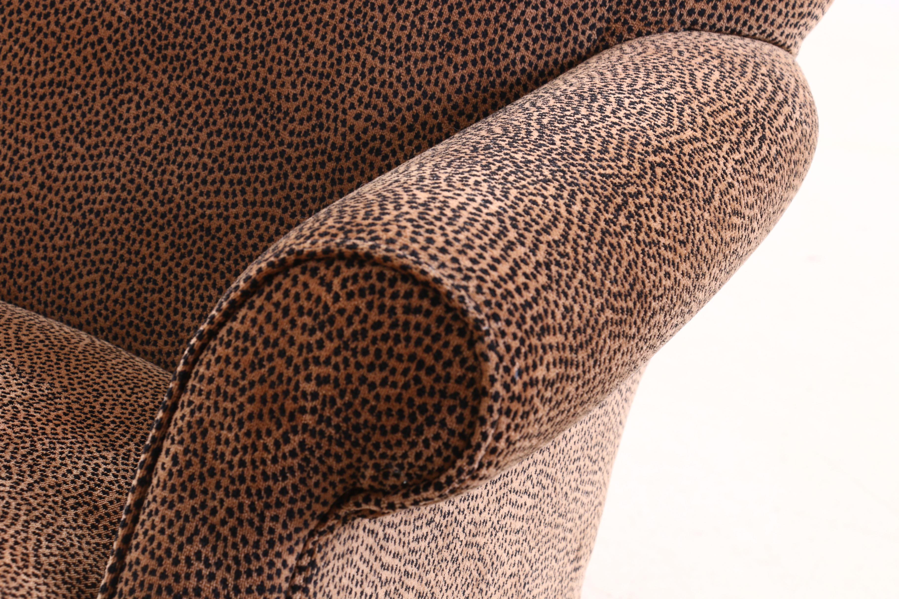 Lazy Boy Arm Chair and Ottoman Leopard Print, Contemporary