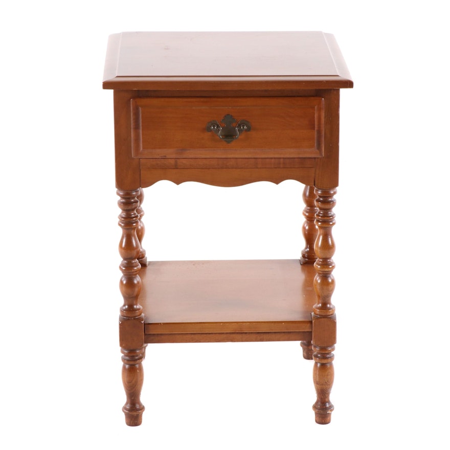 Federal Style Maple Two-Tier Side Table, Second Half 20th Century
