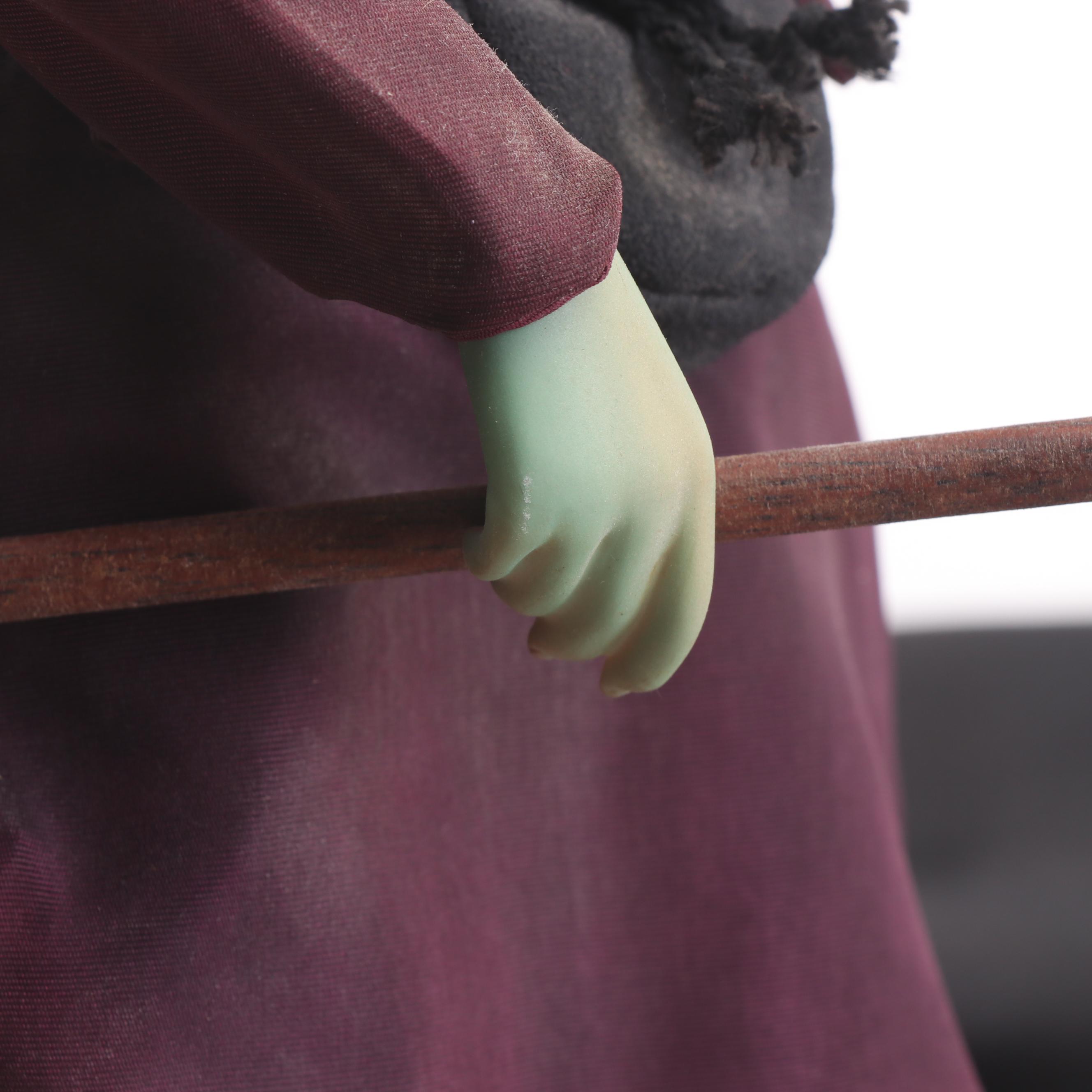 1989 Franklin Heirloom "Wicked Witch of the East" Porcelain Doll with Stand