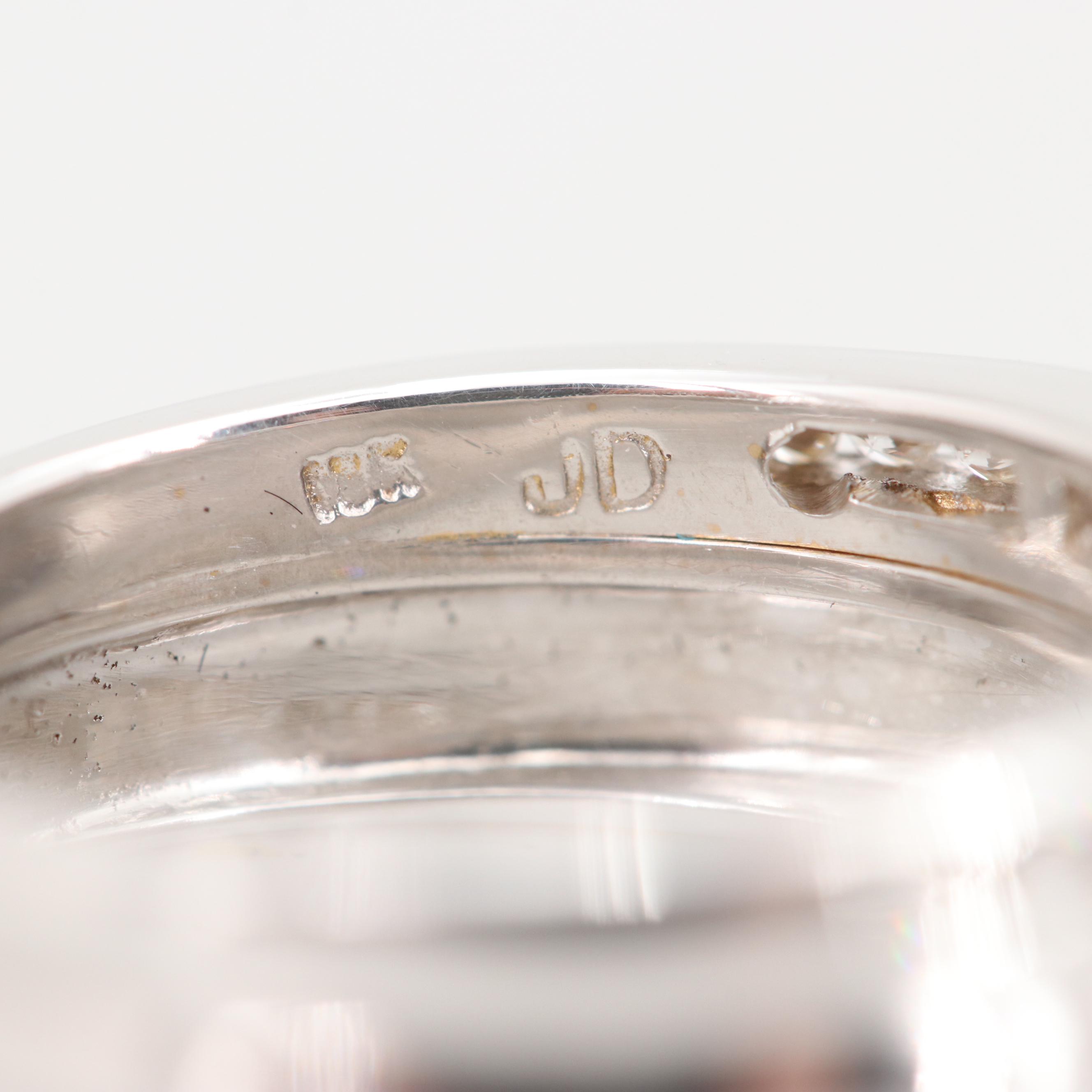 18K White Gold Diamond Band