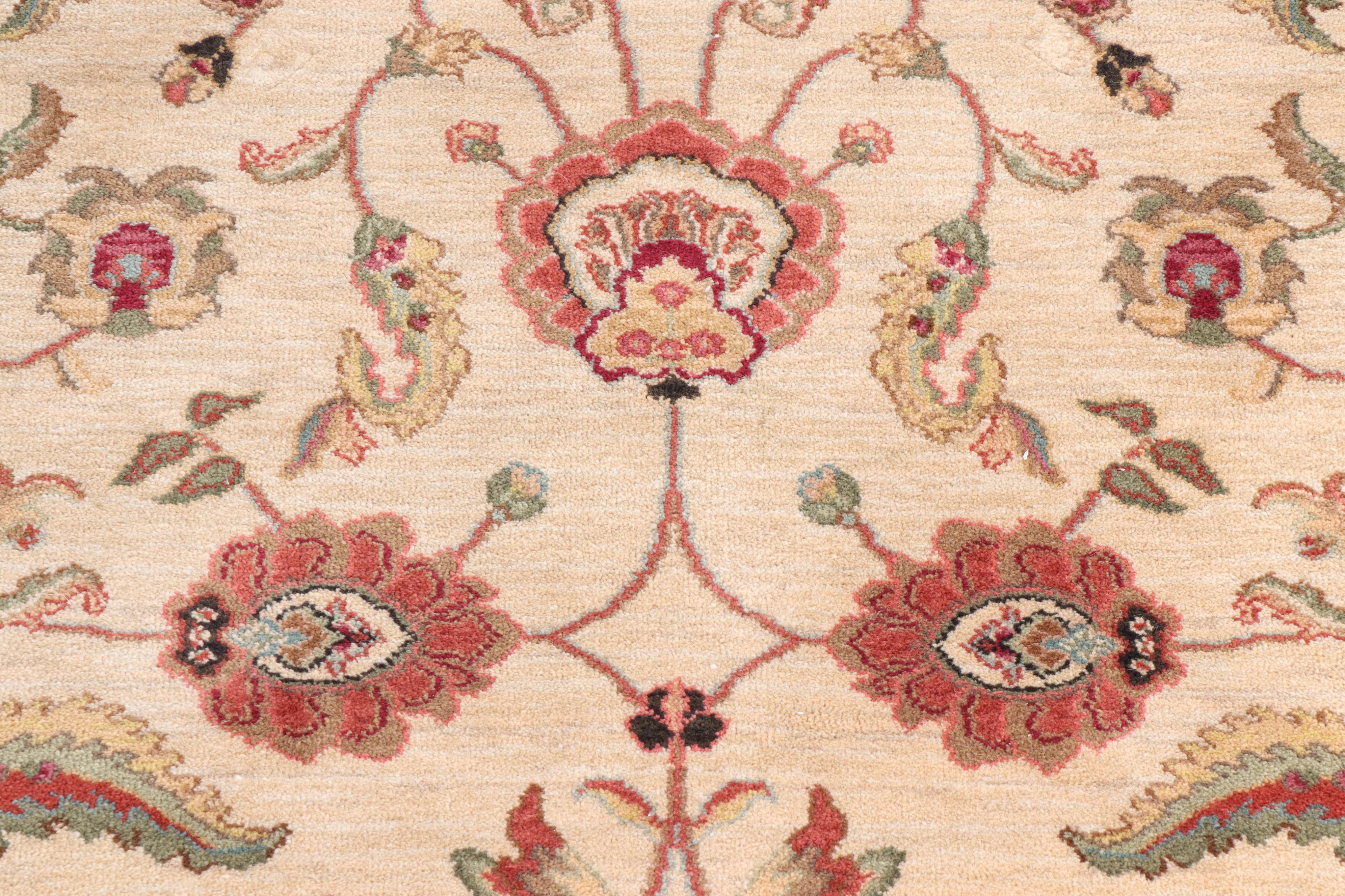 Machine Made Karastan Ashara "Agra Ivory" Wool Rug