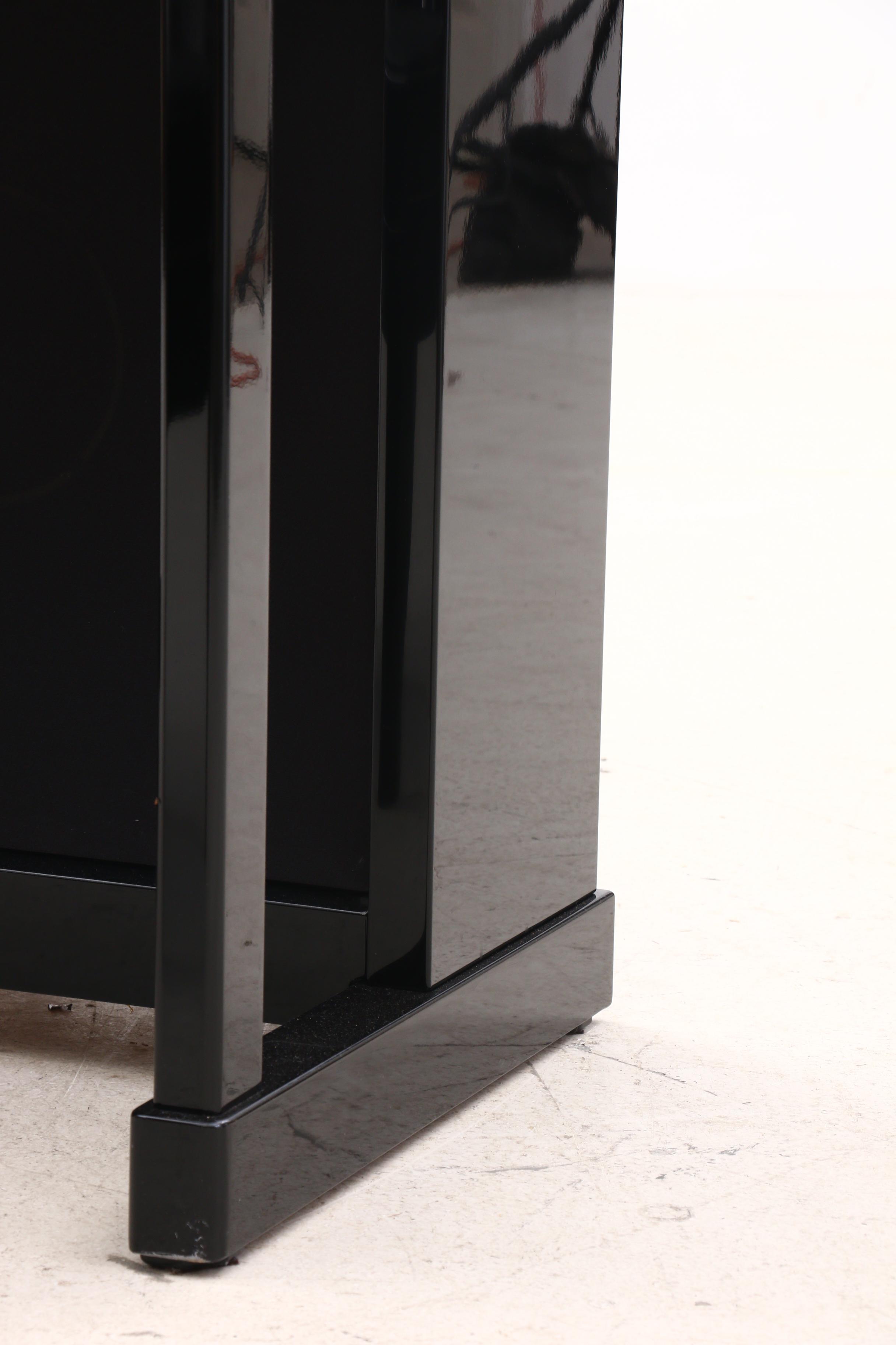 Yamaha Polished Ebony Clavinova Electric Piano with Bench