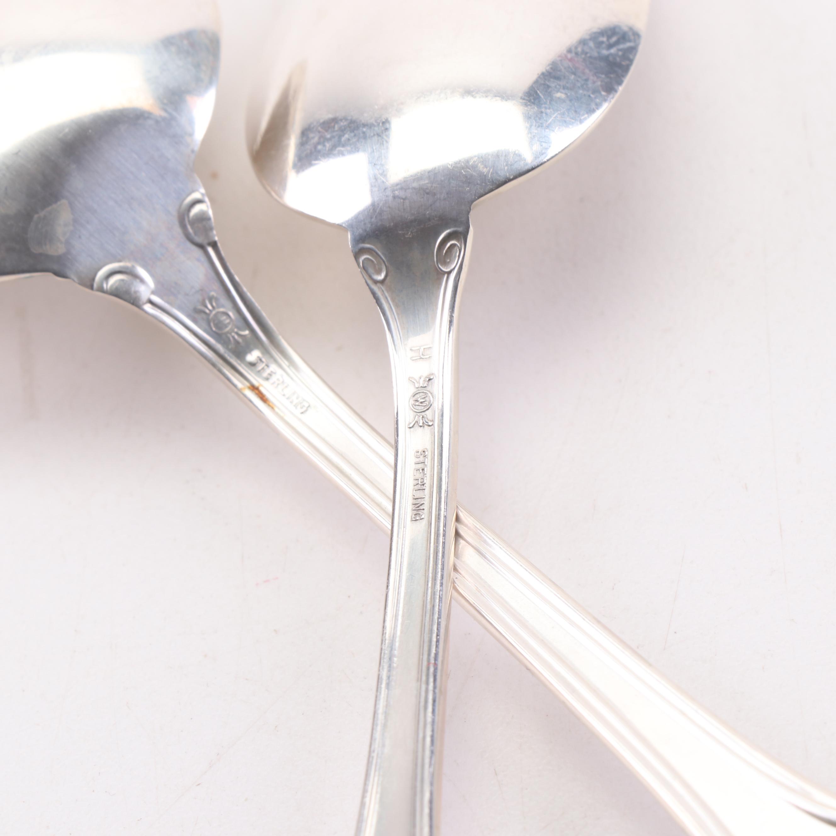 Frank M. Whiting "Georgian Shell" Sterling Silver Flatware Service for Twelve