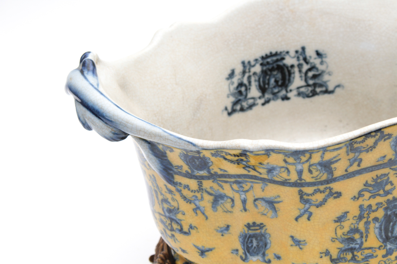 Chinese United Wilson Porcelain Foot Bath