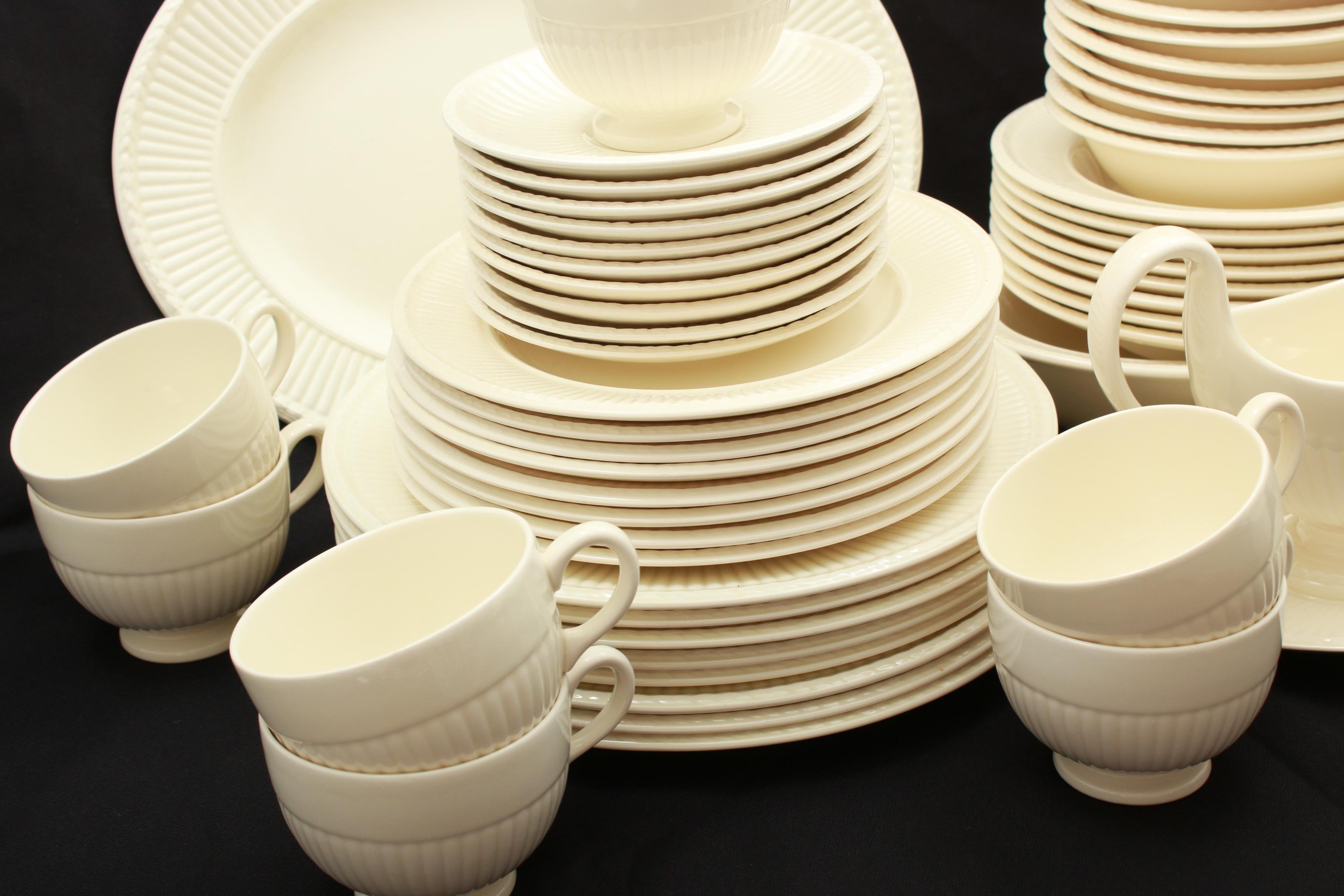 Wedgwood "Edme" Porcelain Dinnerware