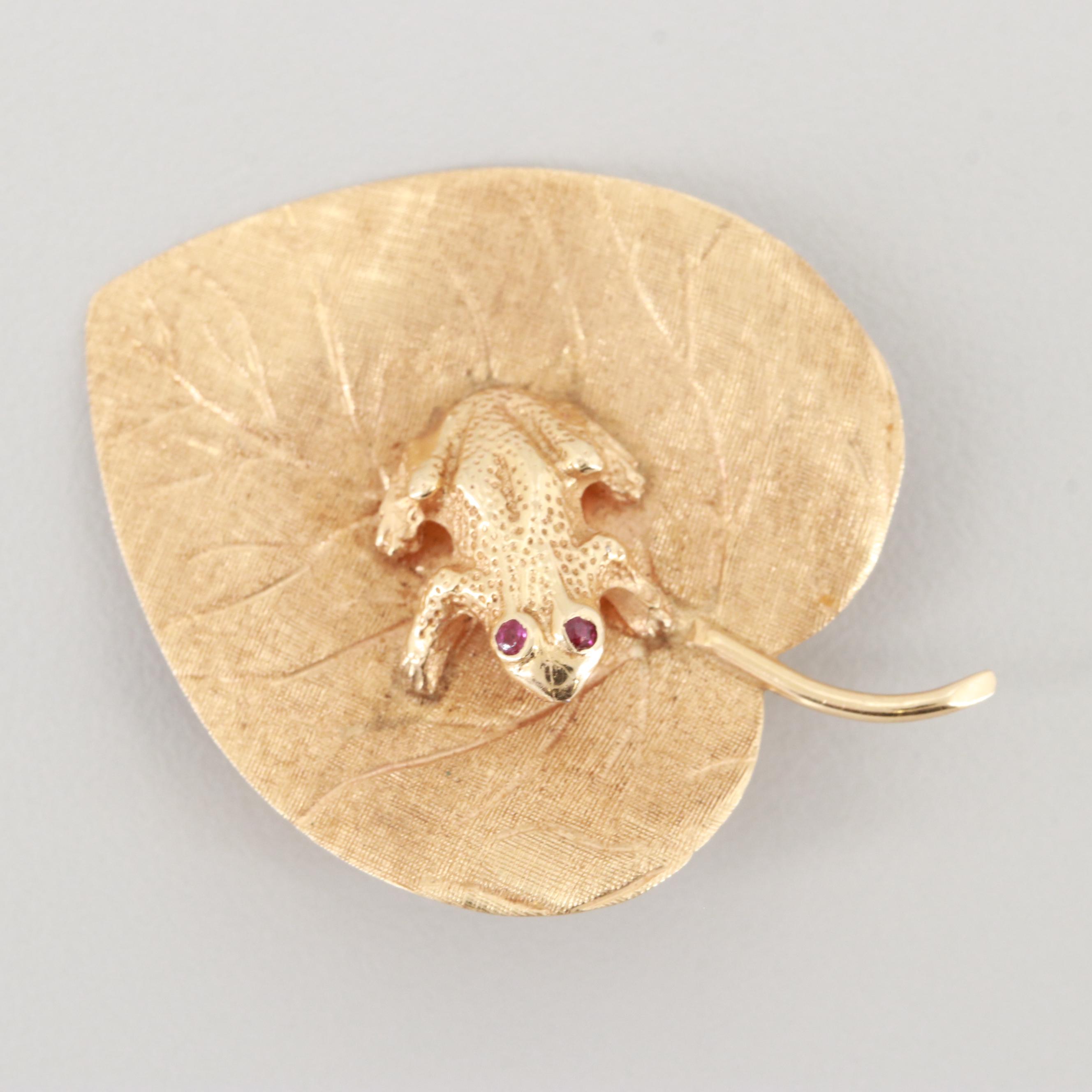 Vintage Cellino 14K Yellow Gold Frog on a Leaf Brooch with Ruby Accents