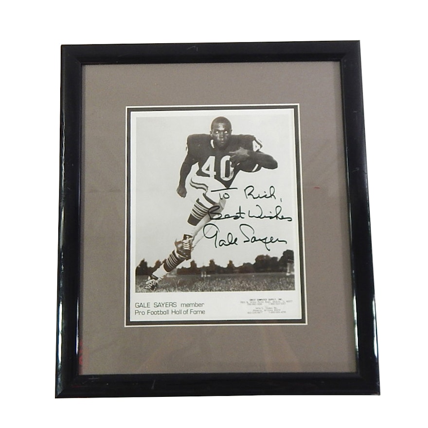 (HOF) Gale Sayers Signed Photograph