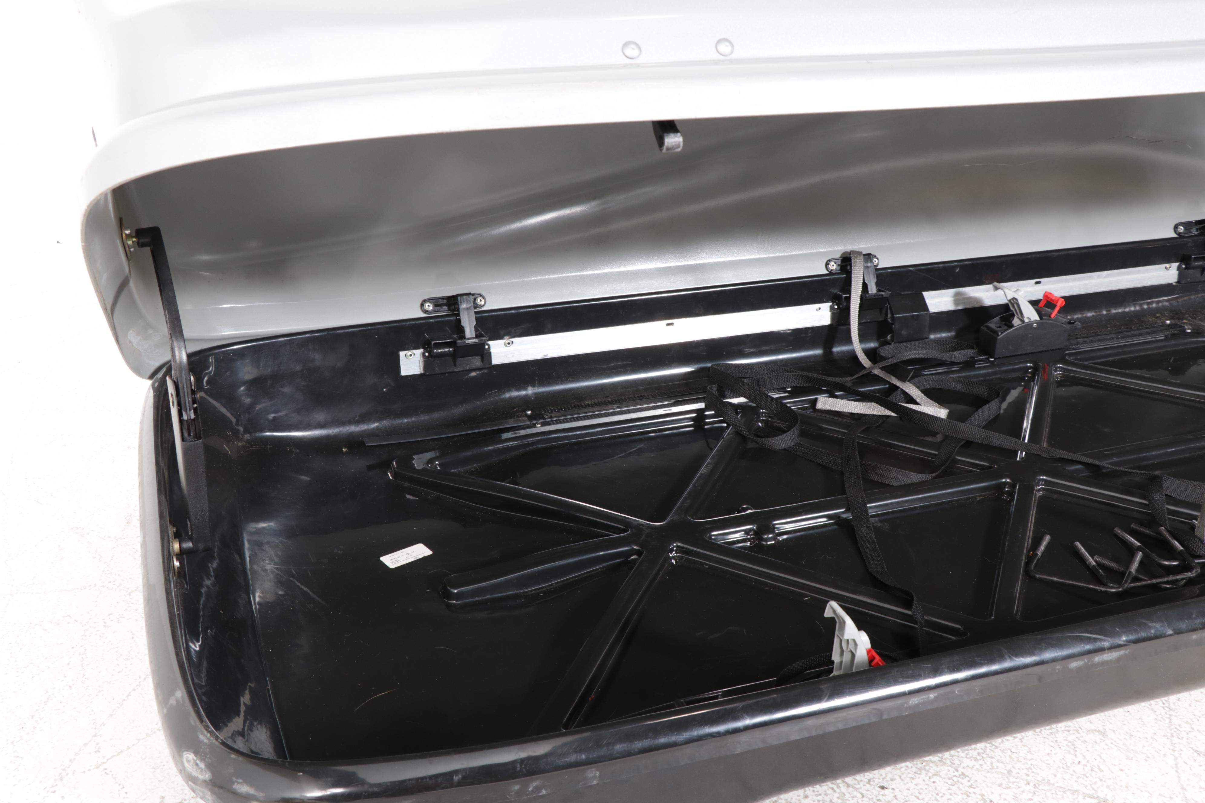 Thule Evolution Car-top Luggage Carrier