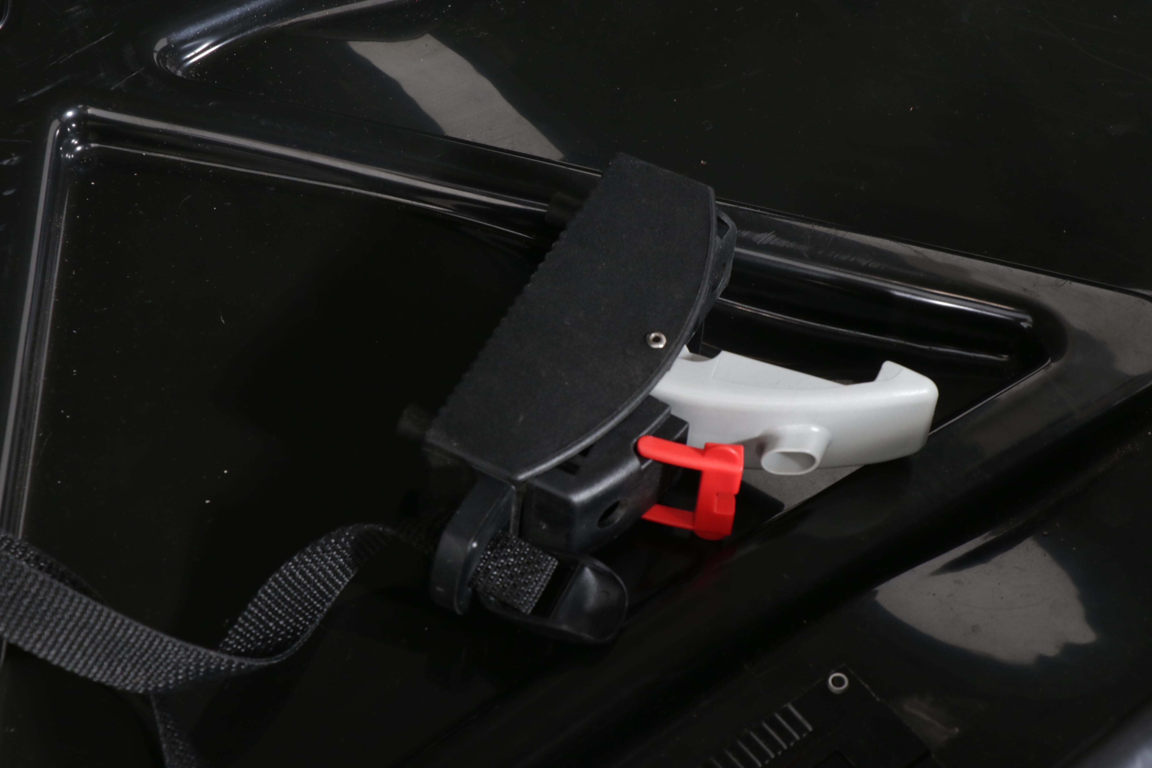 Thule Evolution Car-top Luggage Carrier