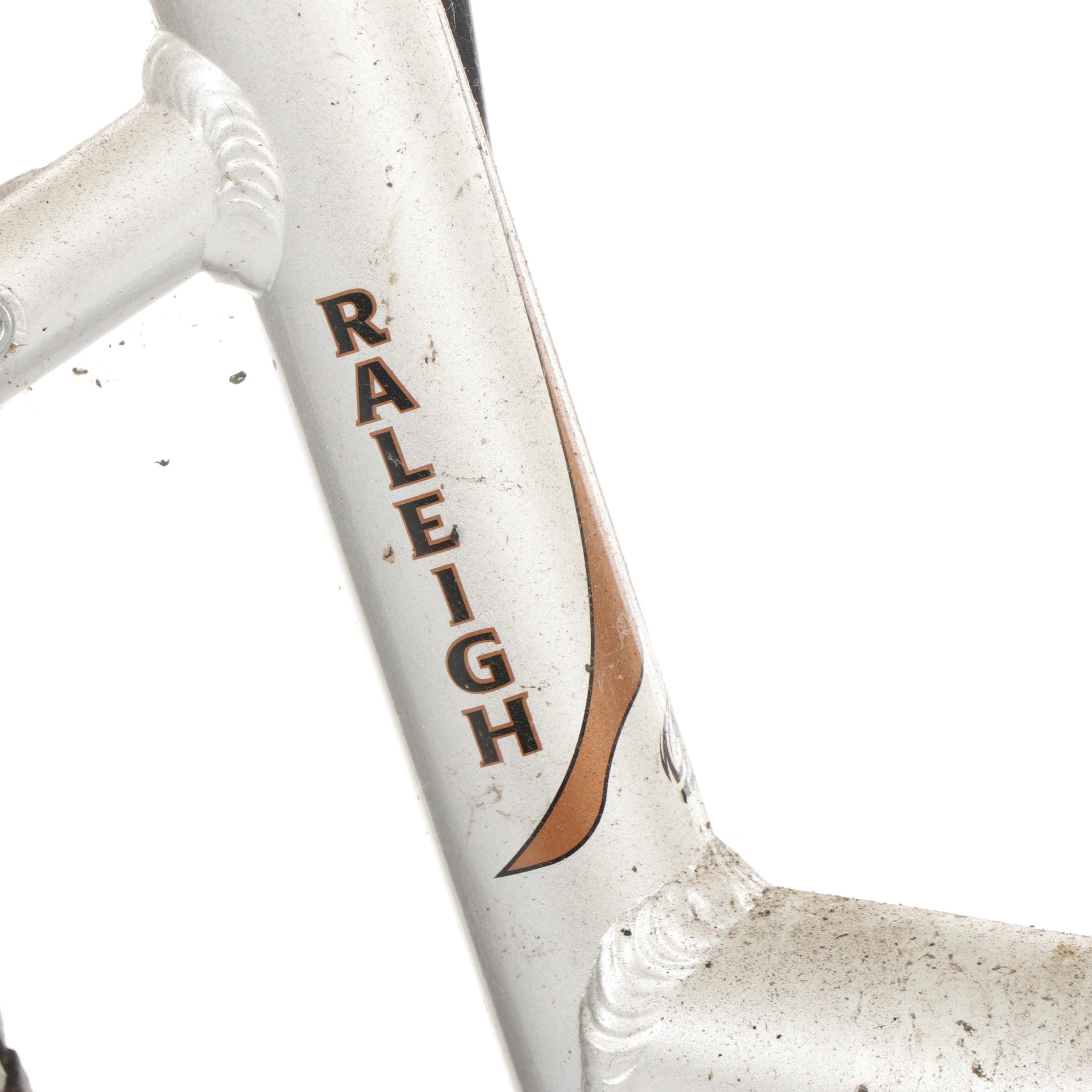 Raleigh Venture 3.0 Step Through Mountain Bike