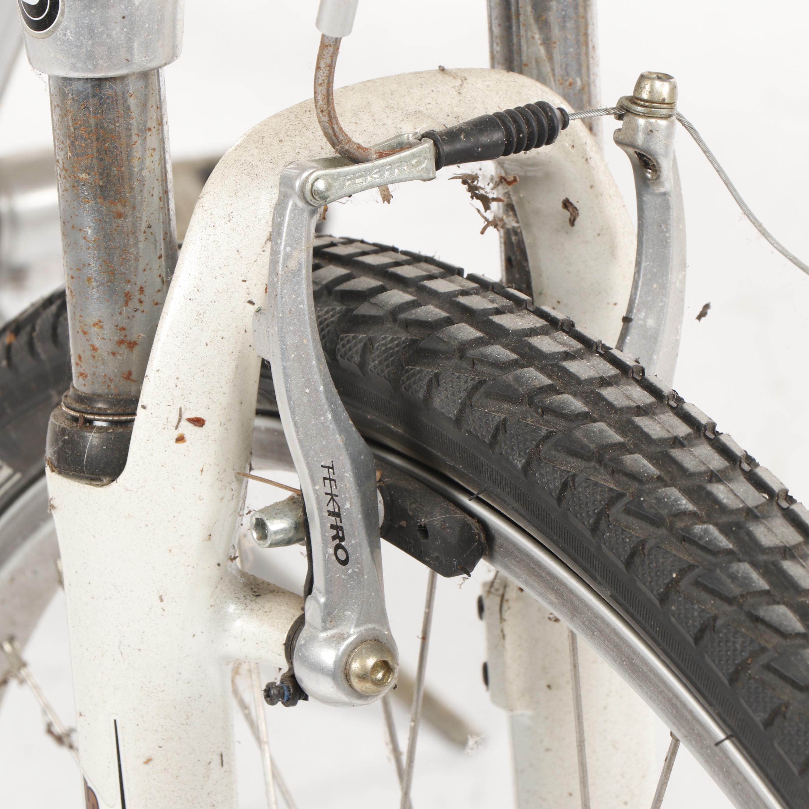 Raleigh Venture 3.0 Step Through Mountain Bike