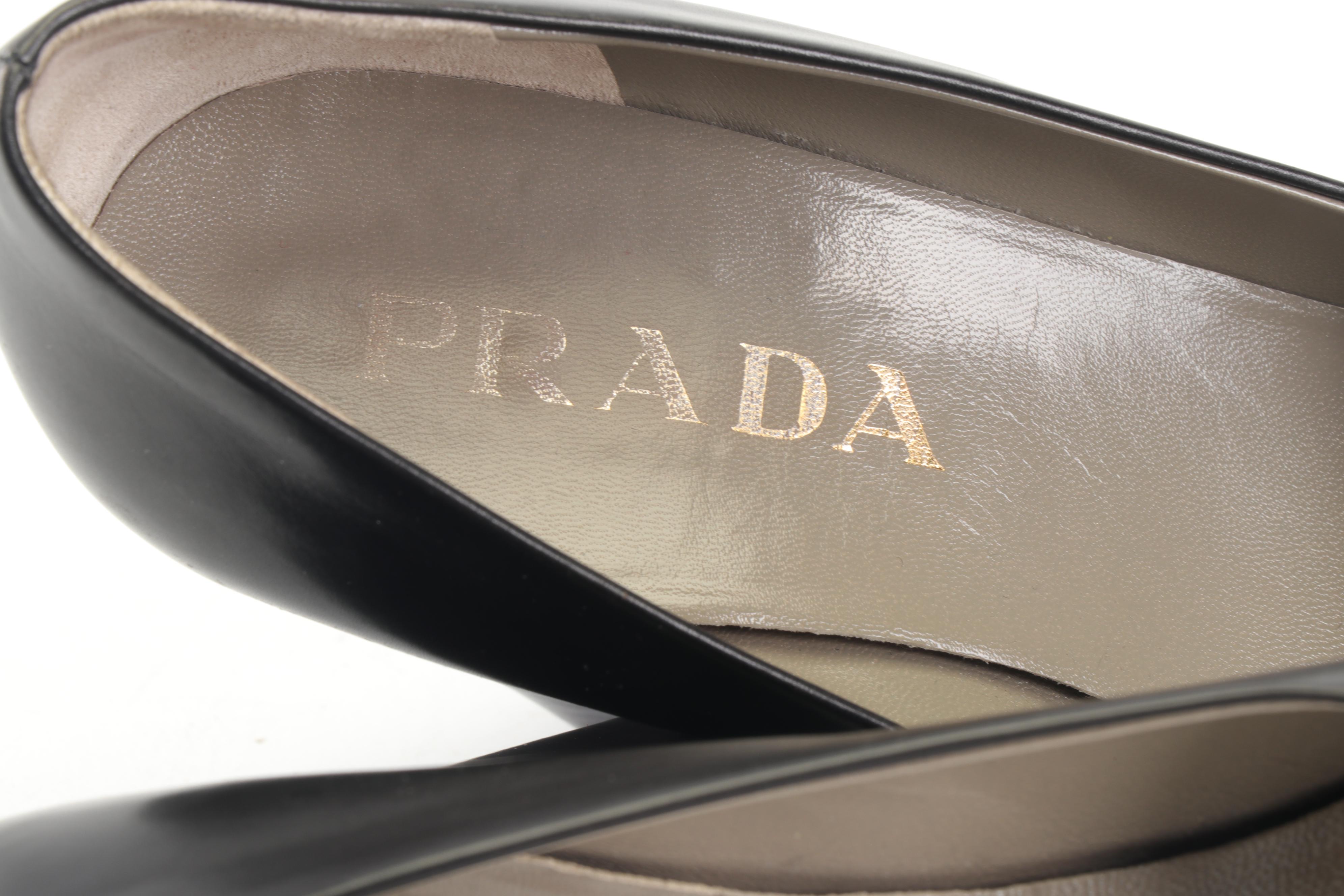 Prada Black Leather Pointed Toe Pumps with Block Heel