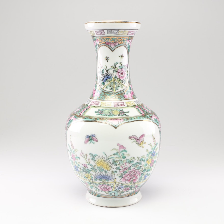 Chinese Rose Canton Hand-Painted Ceramic Vase, Late 20th Century