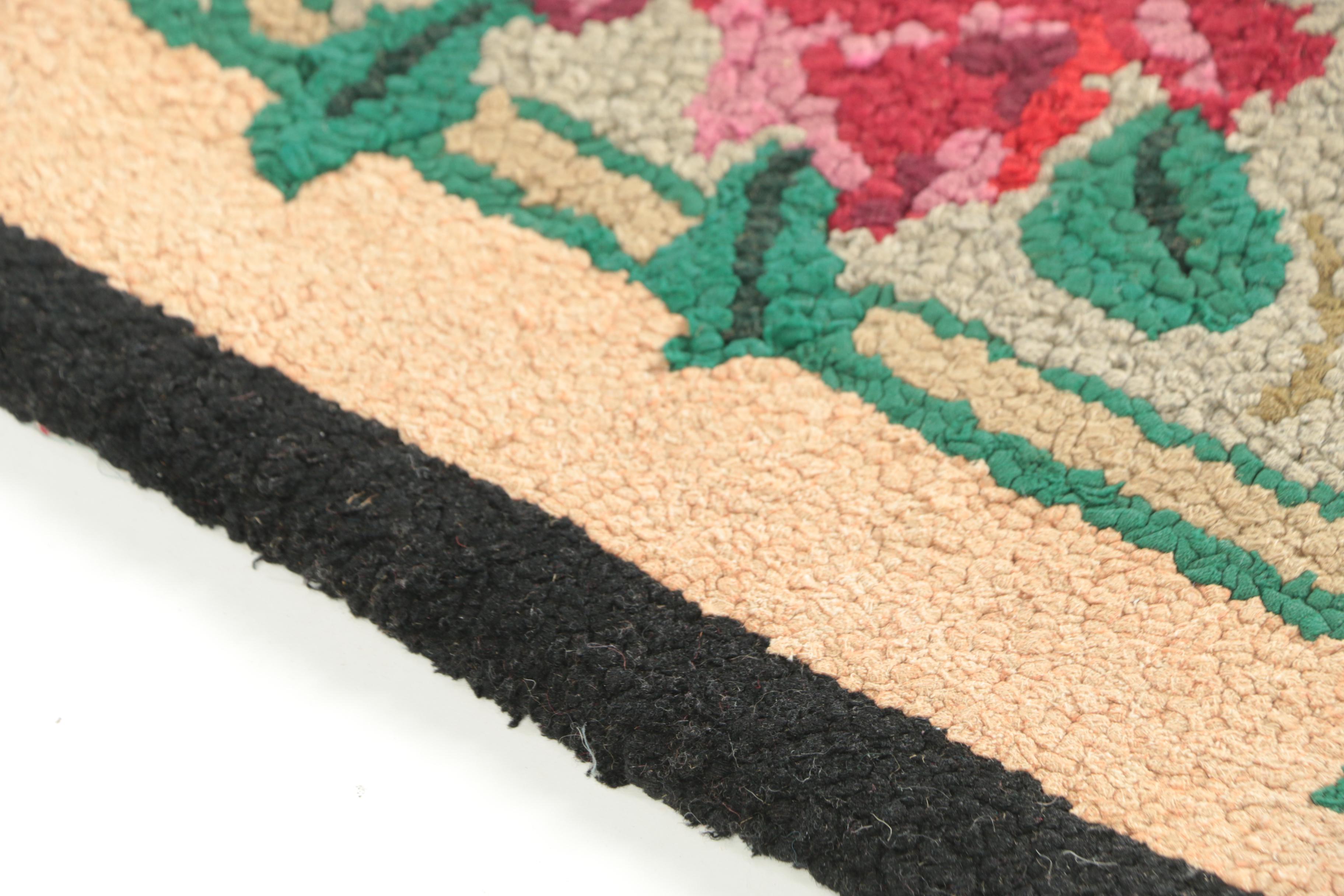 Hand-Hooked American Colonial Revival Wool Accent Rug